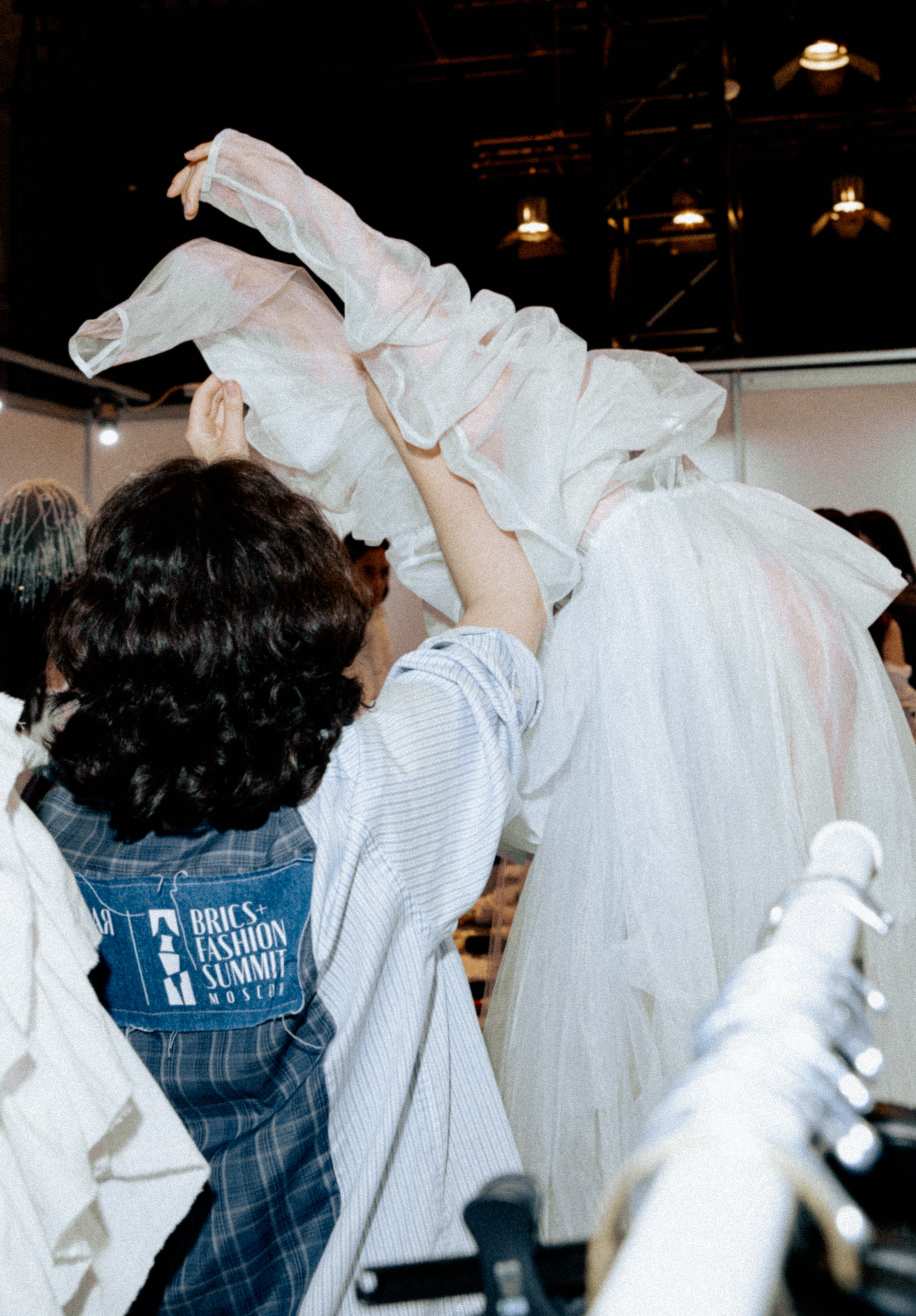 Бэкстейдж бренда GAPANOVICH на неделе моды. Репортажный фотограф Катерина Гилс Москва