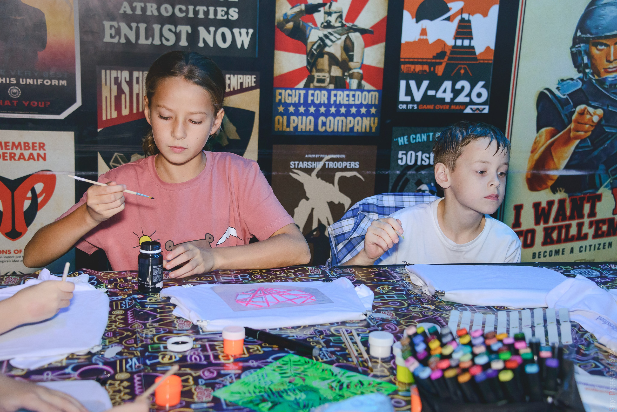 Роспись футболок мастер-класс, Детский день рождения, Лазертаг-клуб «Sтанция 2025». Ваш фотограф на праздник в Москве, Раменском, Жуковском, Люберцах