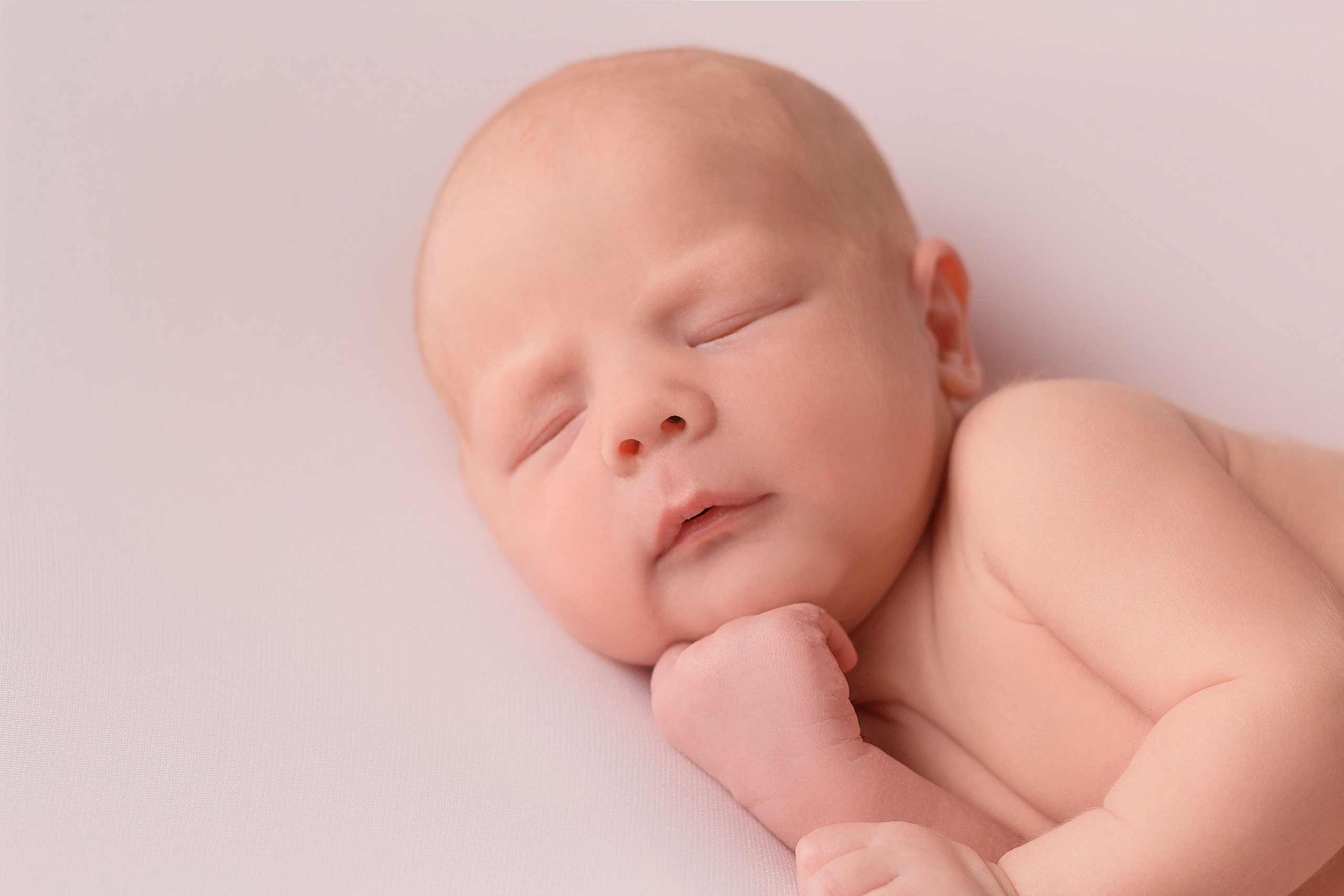 Съемка Newborn. Фотограф новорожденных в Пятигорске Валерия Новкунская