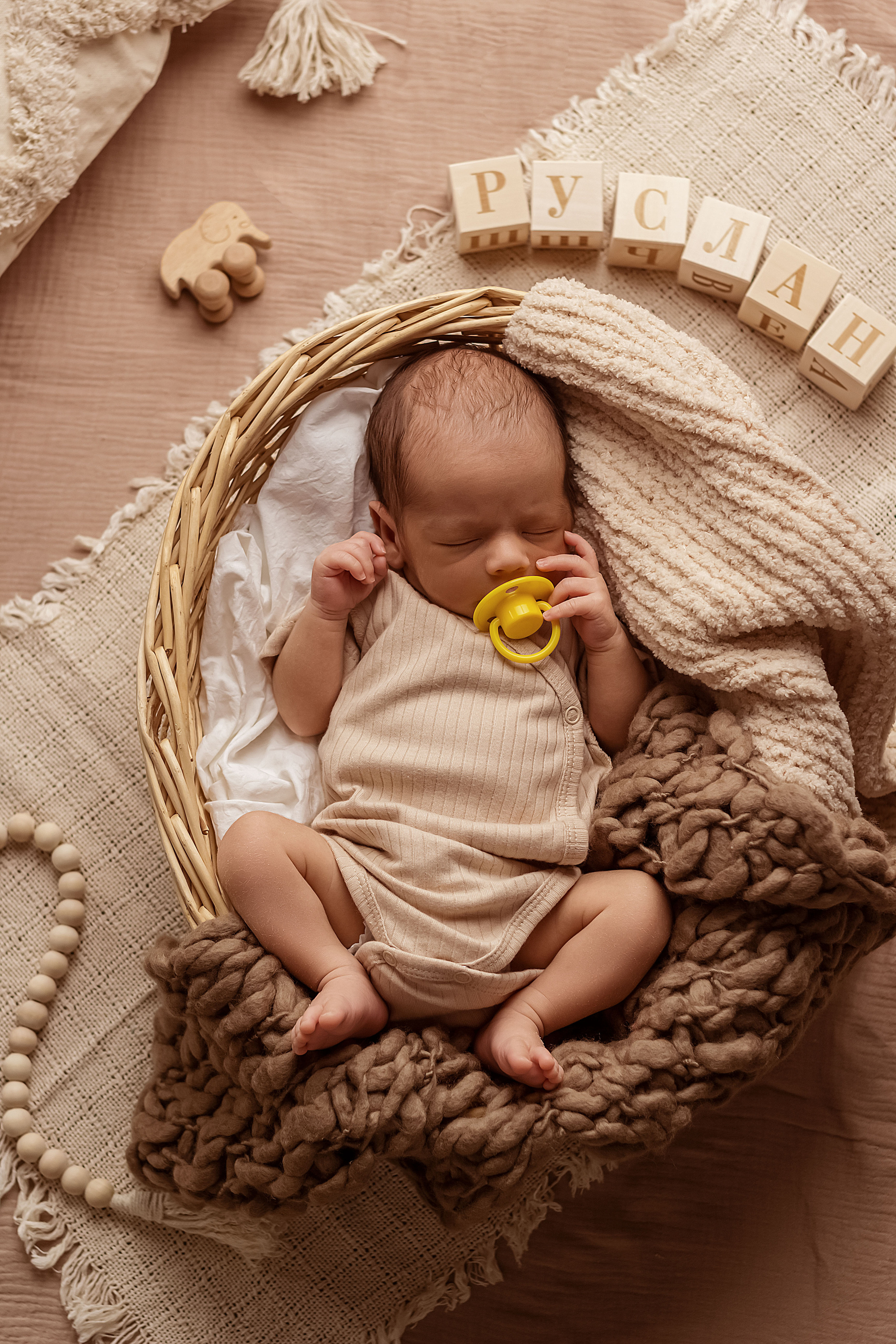 Съемка Newborn. Фотограф новорожденных в Пятигорске Валерия Новкунская