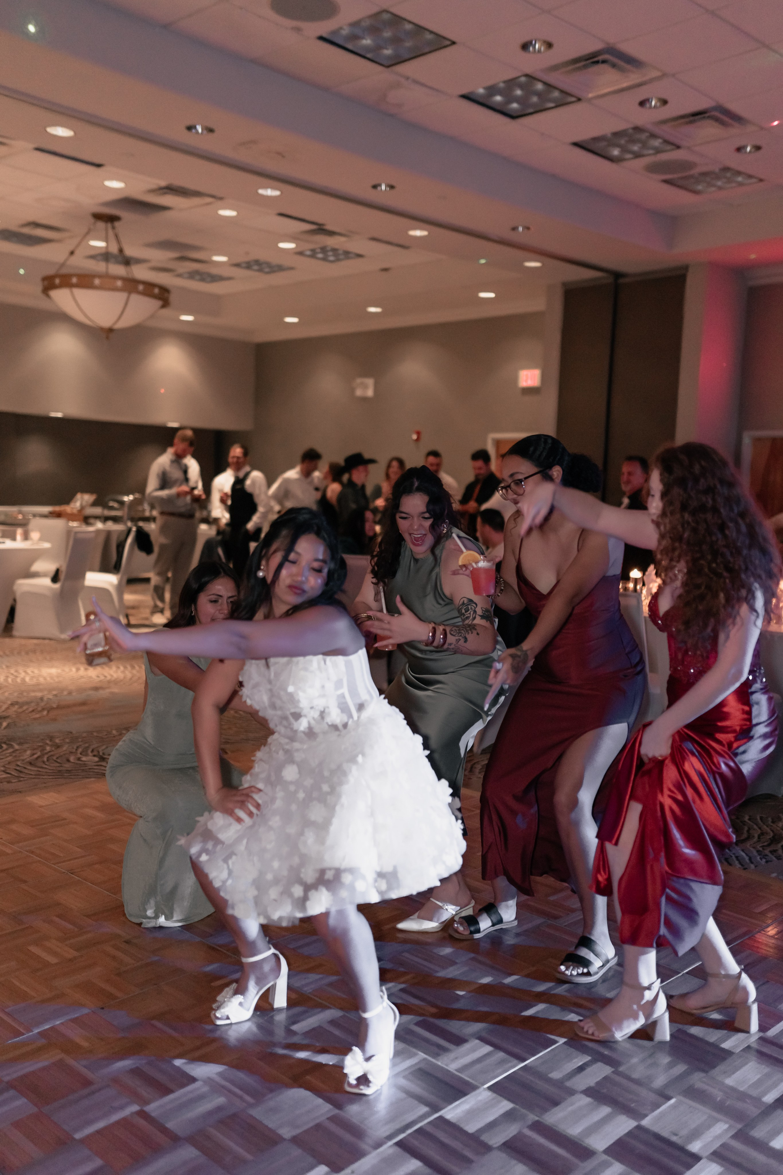 Ellen’s wedding party. Gaukhar Baimagambet — Photographer and Videographer