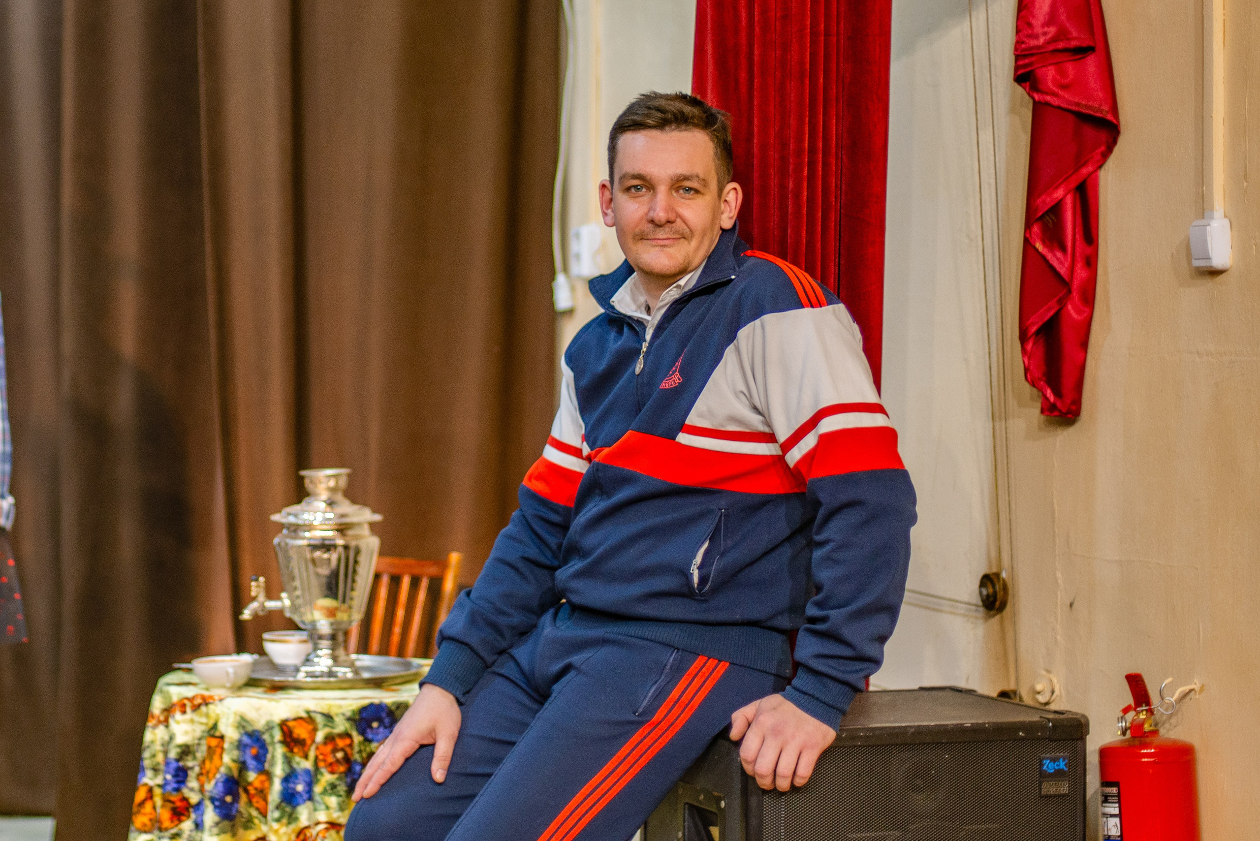 Балаганчик «Гадкий котенок». Фотограф в Ветлуге Сергей Белов (VETLUGA B.S.)