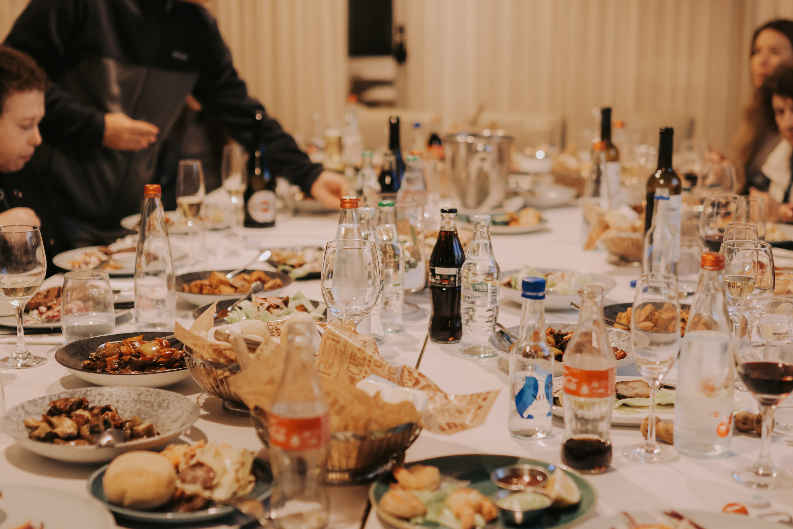 Engagement dinner, Bat Yam | December 2025. Photographer in Israel Alice Milchin