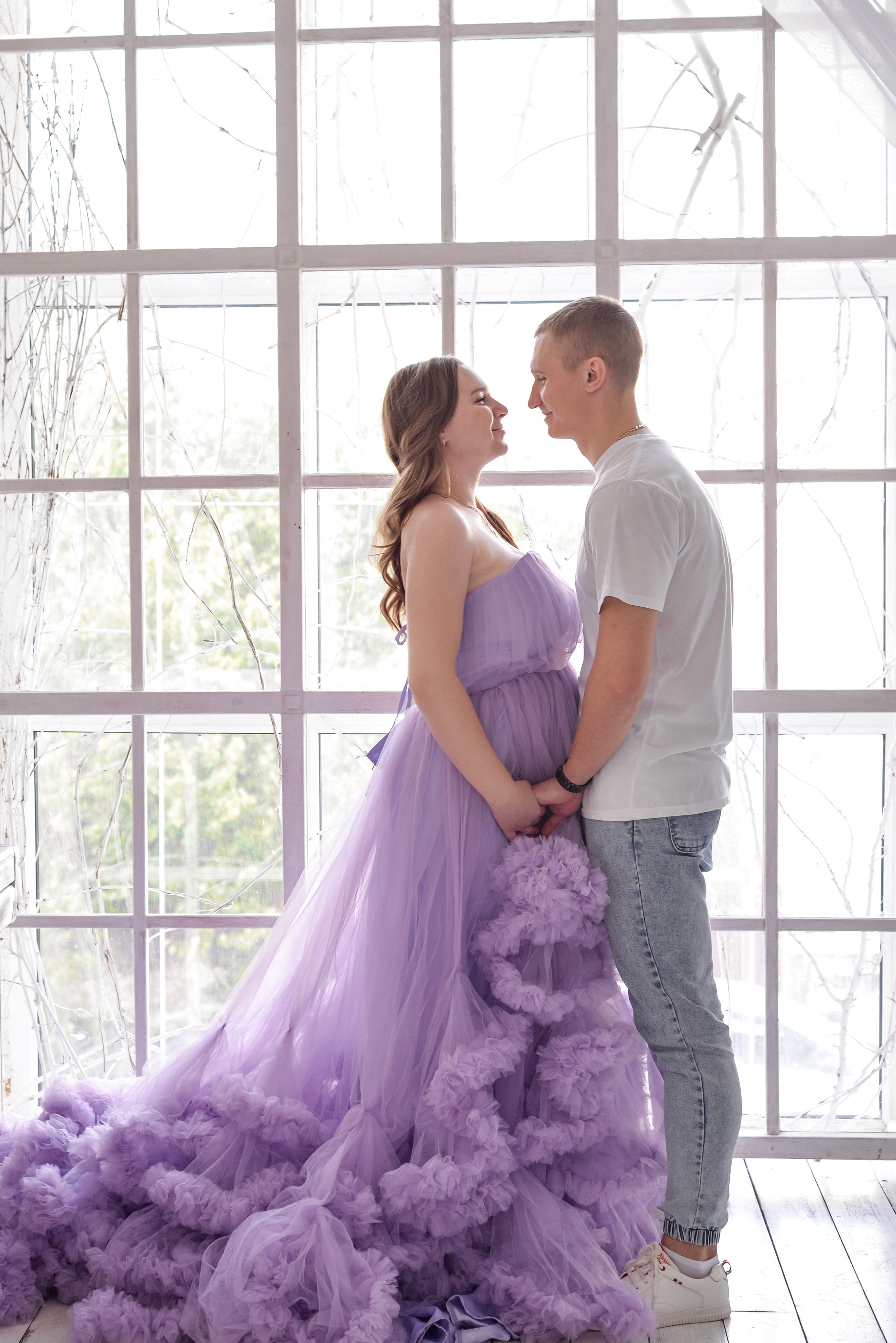 Алена и Дима беременность в студии. Семейный и свадебный фотограф Галина Абакумова, фотосессии в Белгороде