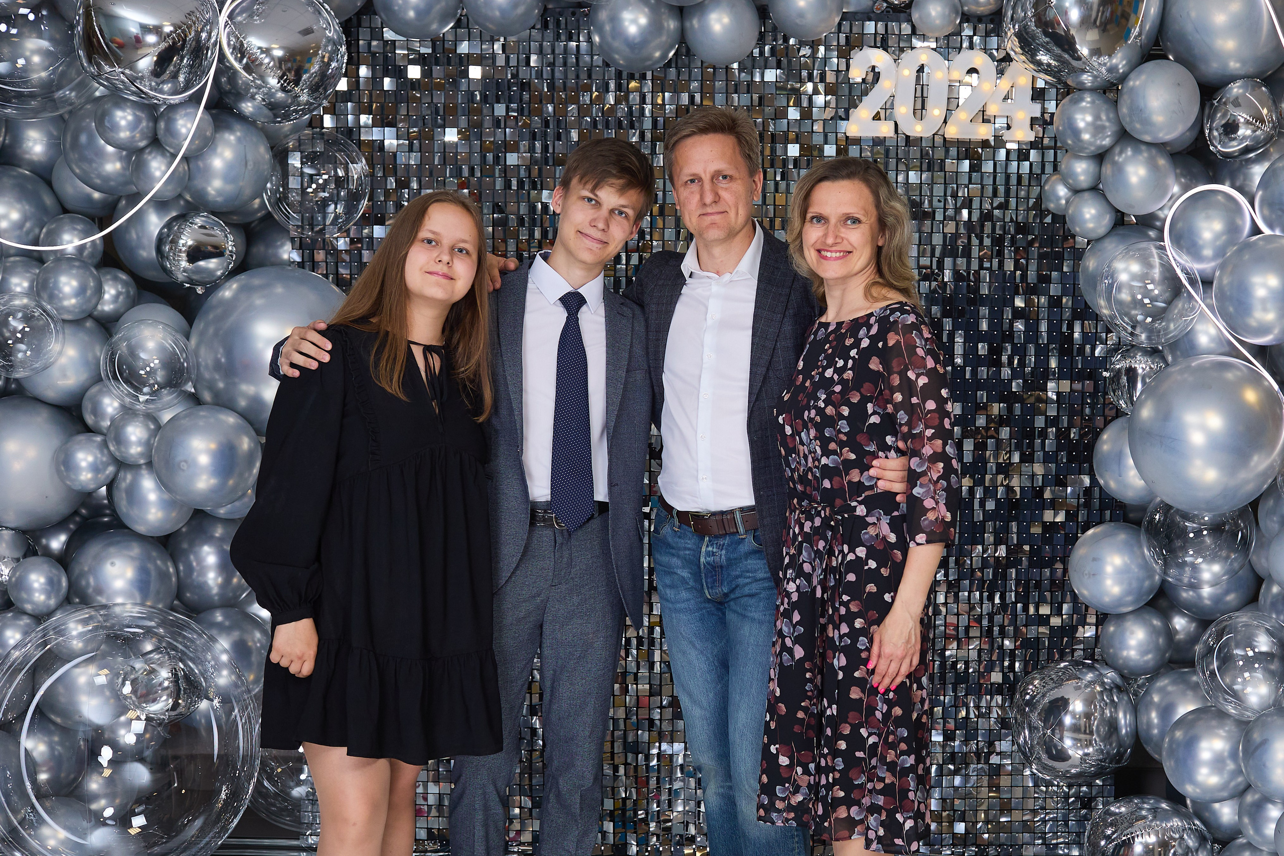 Выпускной 2024. Александр Осин — корпоративный и семейный фотограф в Москве