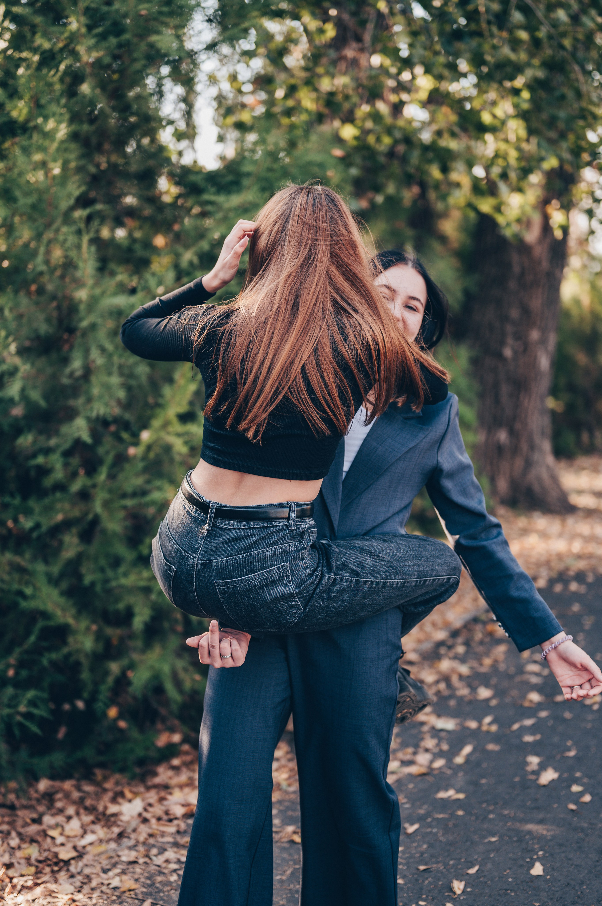 В парке. Выпускные альбомы и Школьный фотограф в Алексеевке, Бирюче, Красном