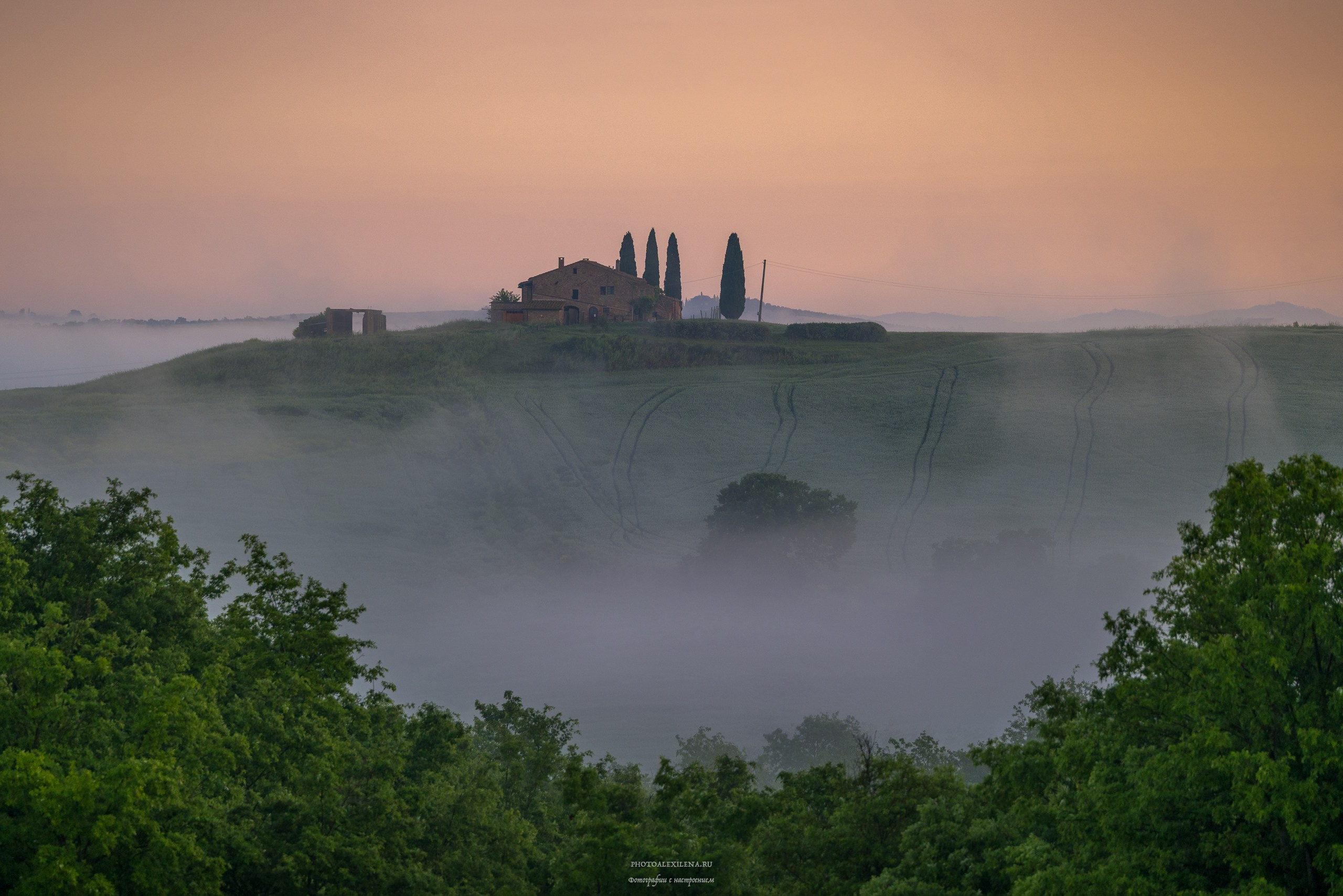 Волшебное утро в Тоскане. Авторские стильные фотокартины