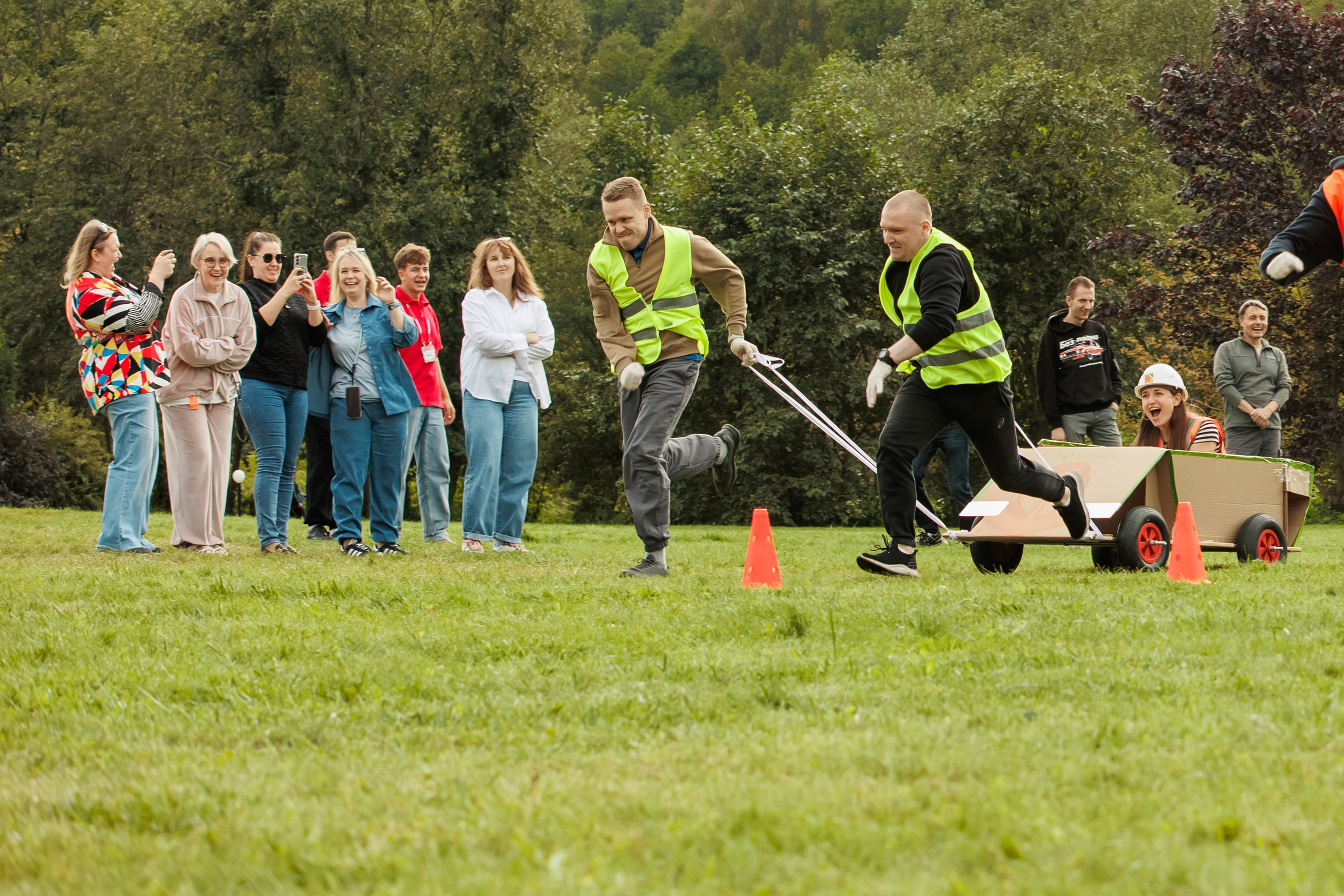 Тимбилдинг выезд. Репортажный фотограф. Москва. Алина Ланская