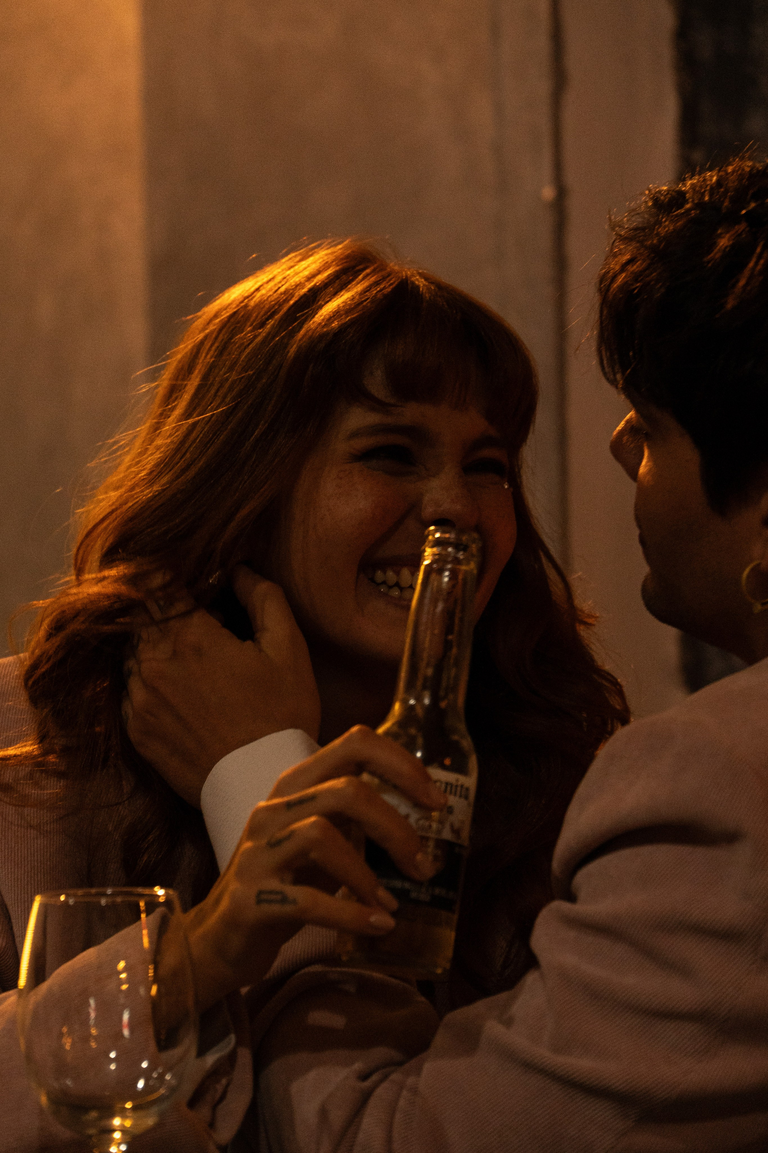 «The kitchen». Wedding Photographer in Barcelona and Medellin