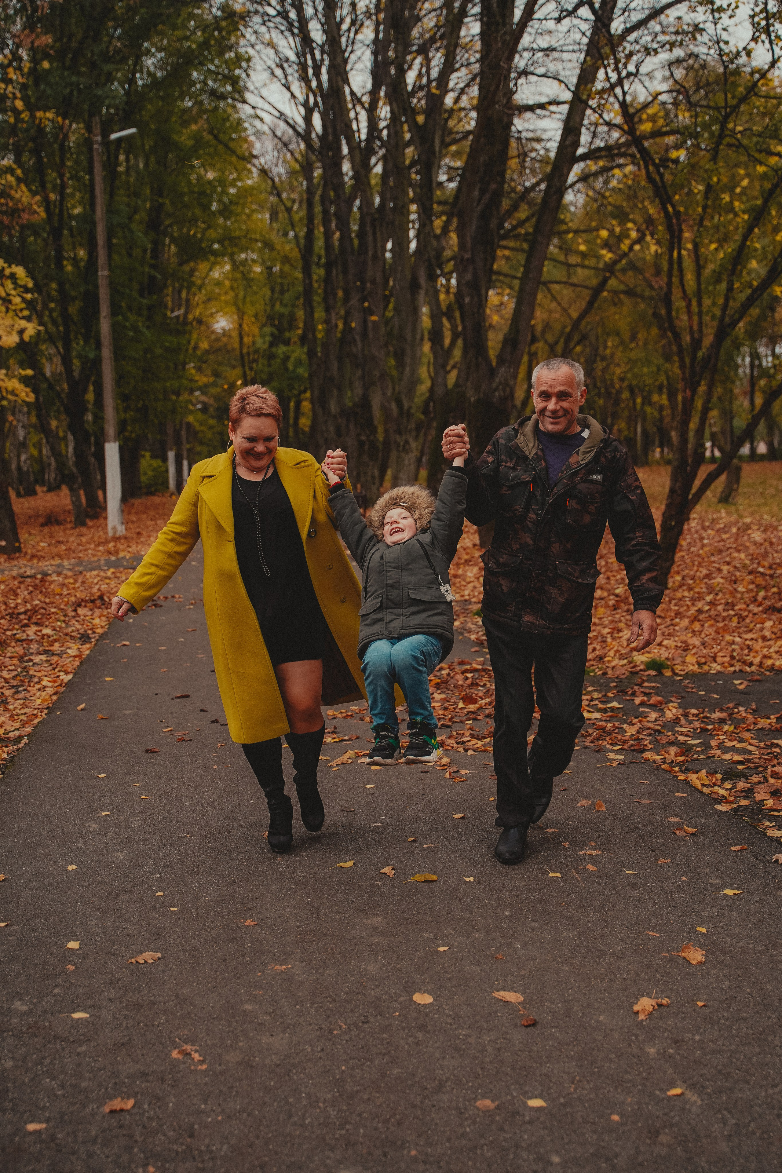 Фотосессия большой семьи в парке. Семейный и женский фотограф в Краснодаре Анастасия Приймак