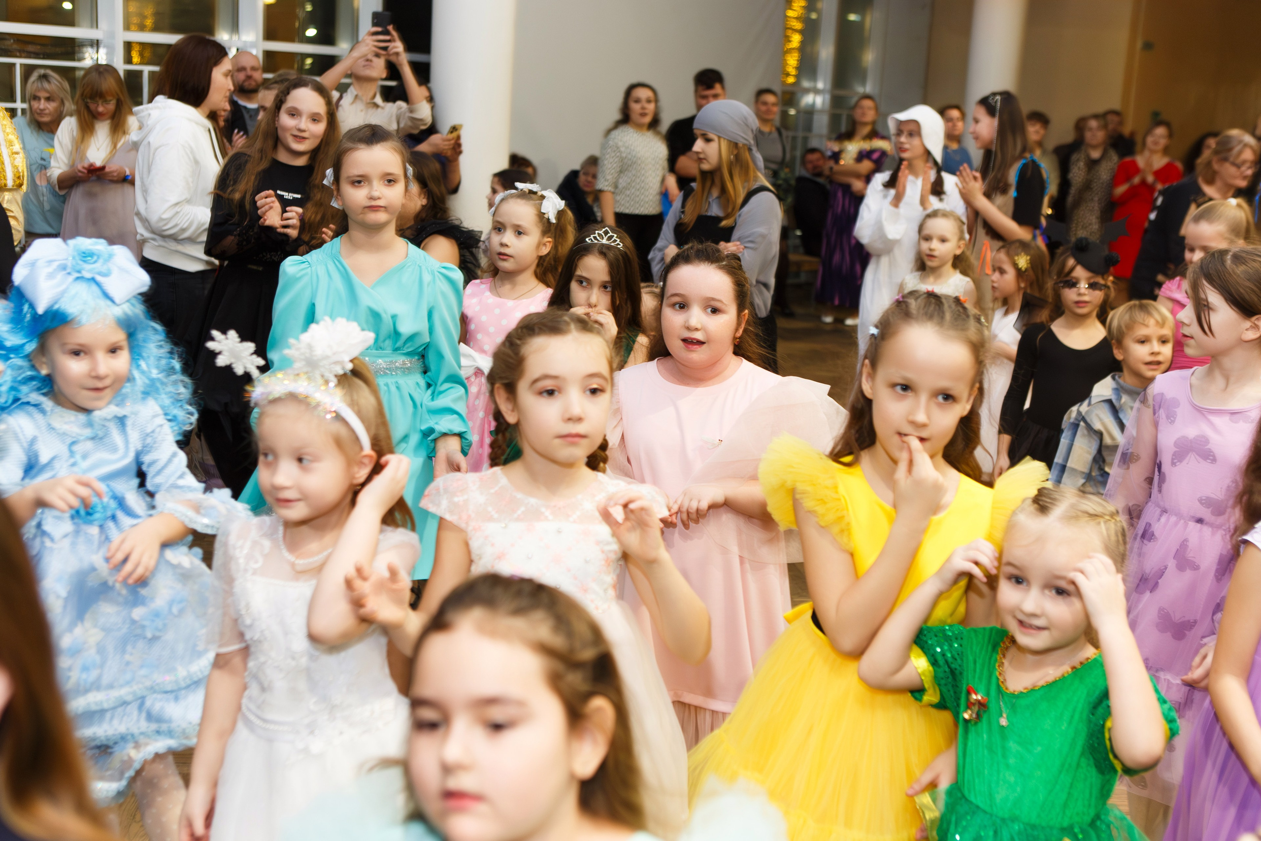 Театр-студия «ОК"ФАНТАЗИЯ» — „НОВЫЙ ГОД С ФАНТАЗИЕЙ“. Профессиональный фотограф в Мценске и Орловской области