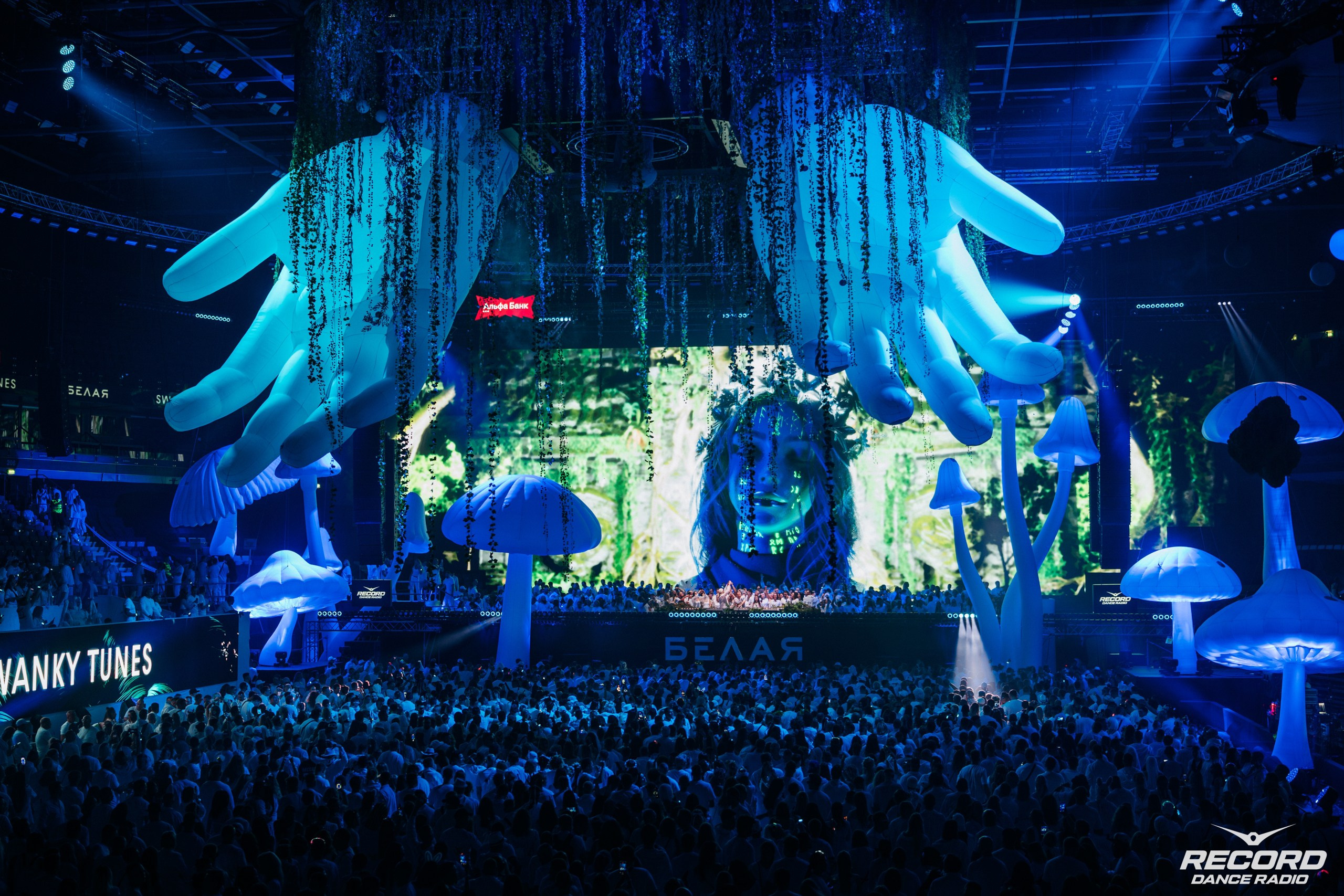 БЕЛАЯ. Репортажный фотограф Санкт-Петербург