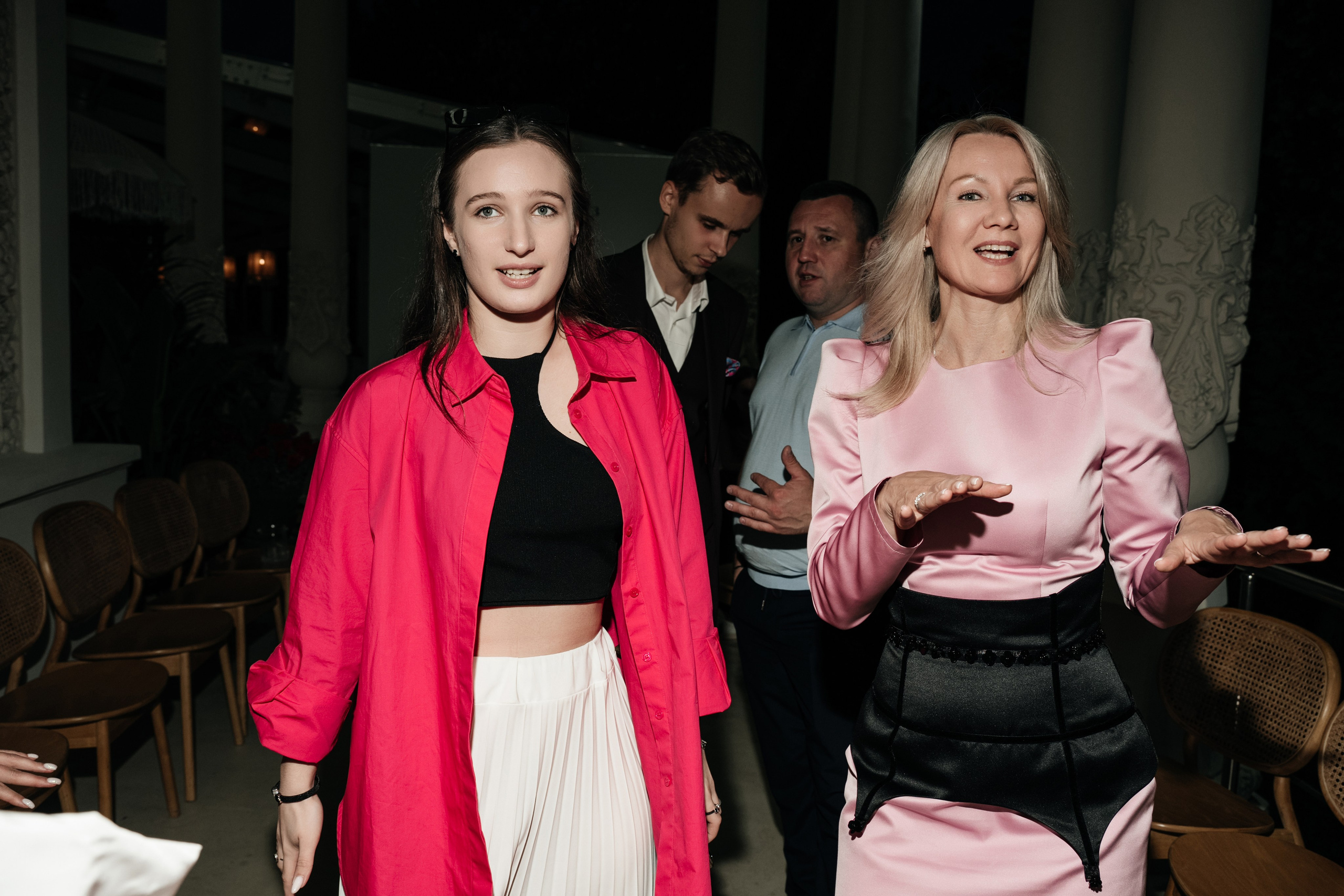 Ресторан Домик в саду, ВДНХ. Свадебный фотограф Москва Александра Аверкова