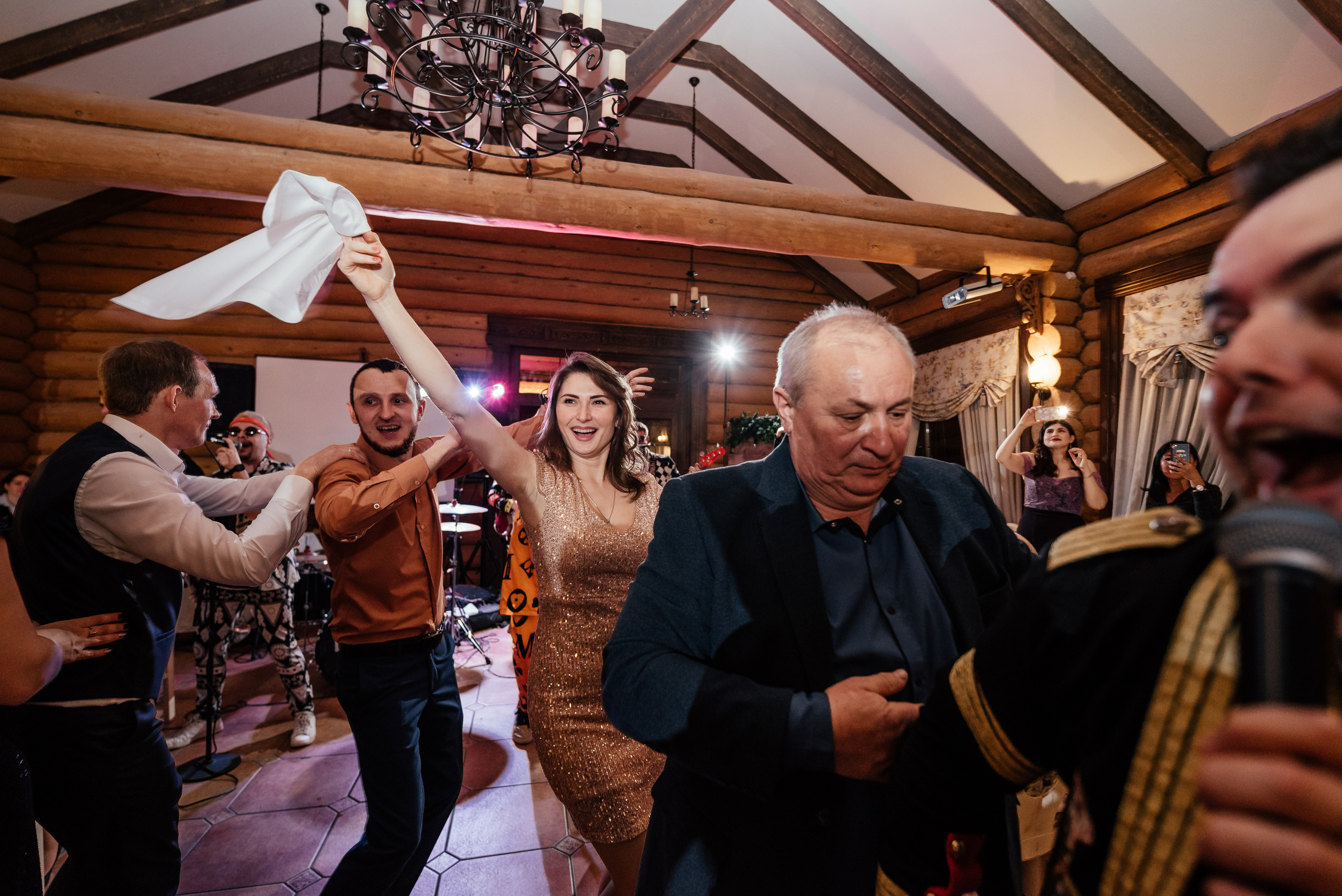 Оксана и Антон. Свадебный фотограф в Ростове Александра Груздева