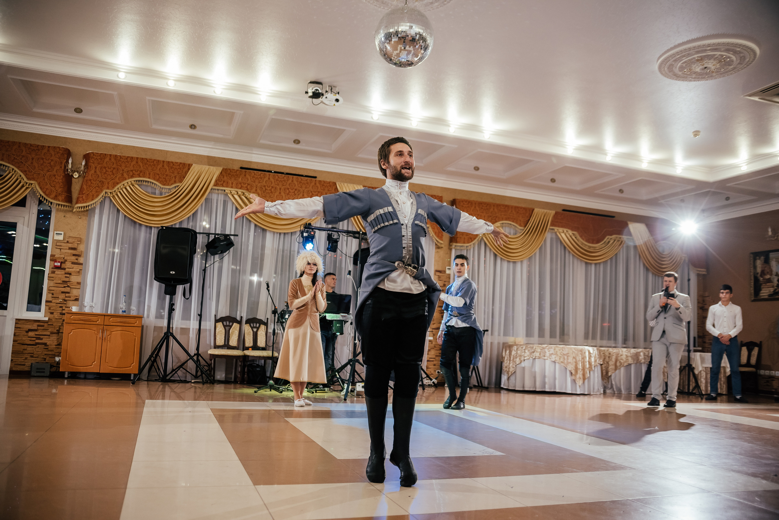 Арсен и Виктория. Свадебный фотограф в Ростове Александра Груздева