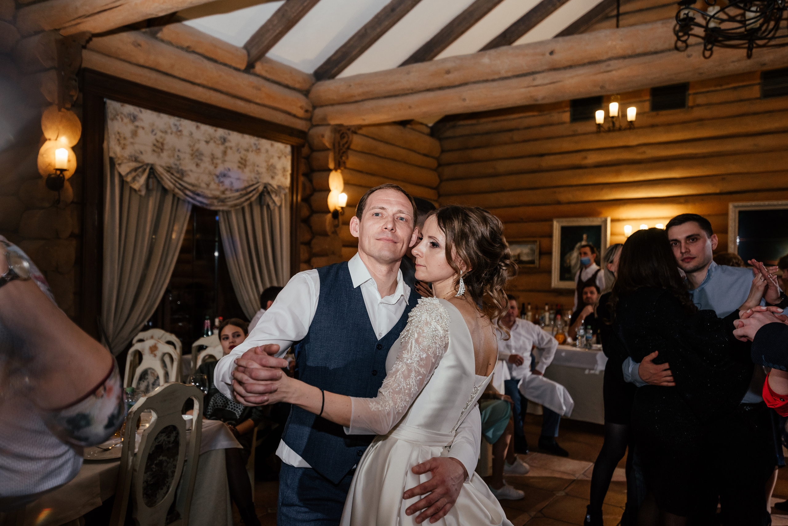 Оксана и Антон. Свадебный фотограф в Ростове Александра Груздева