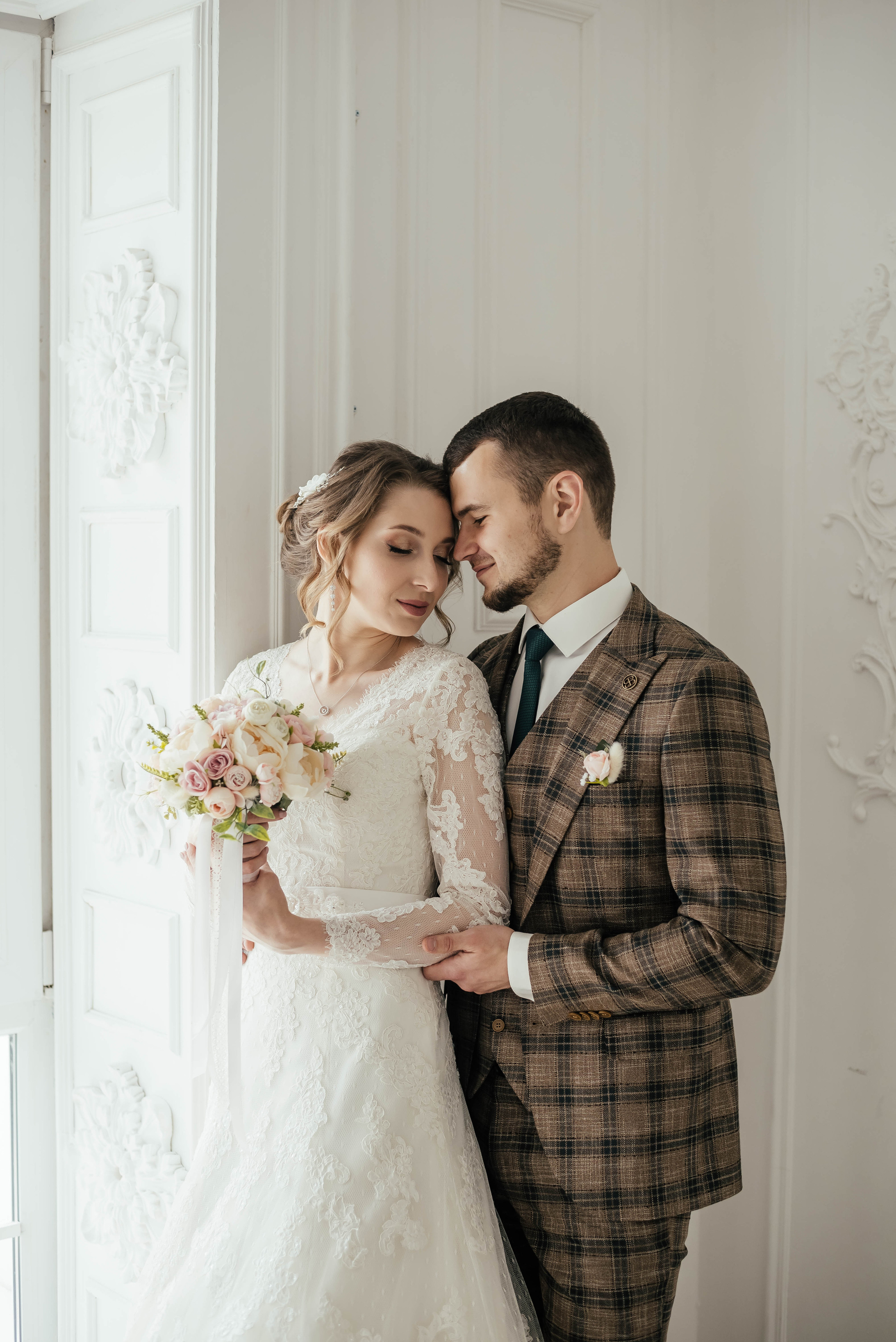 Денис и Виктория. Свадебный фотограф в Ростове Александра Груздева