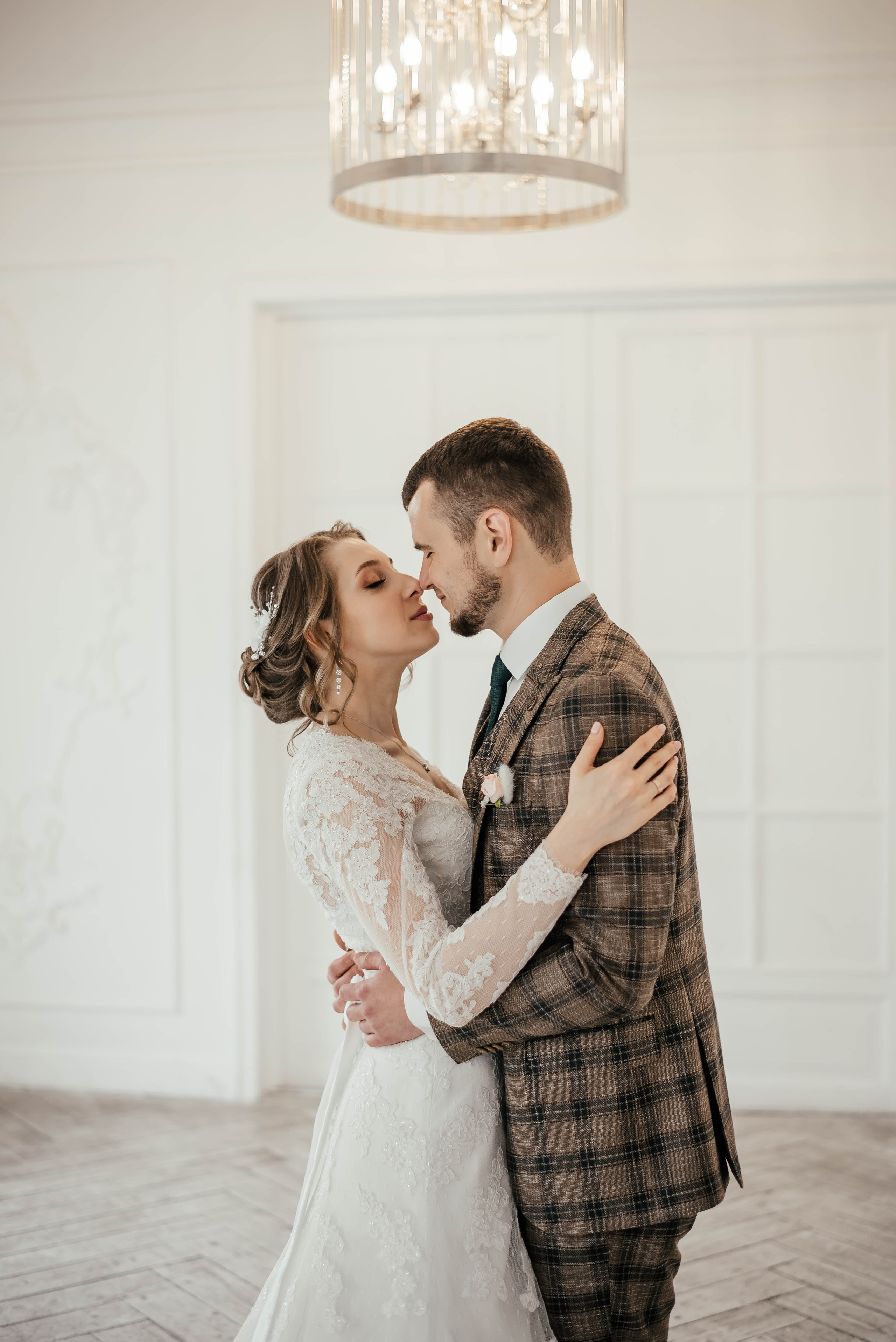 Денис и Виктория. Свадебный фотограф в Ростове Александра Груздева