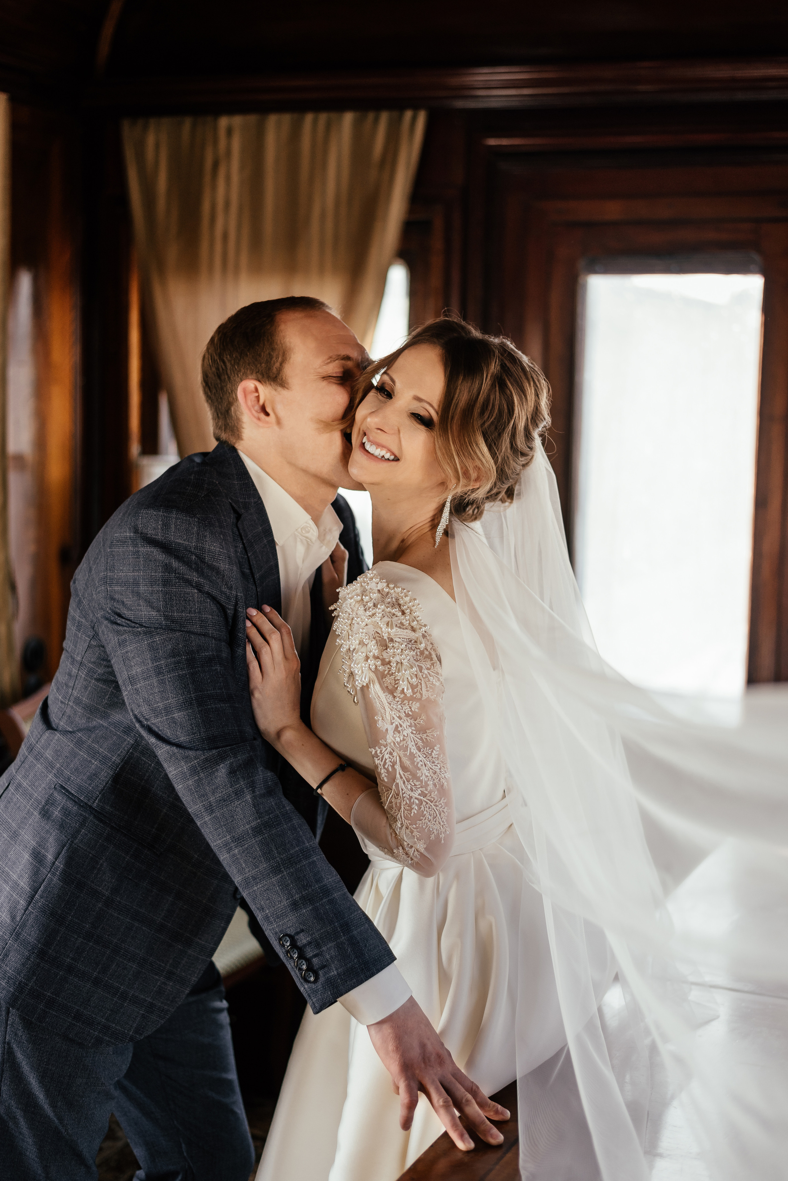 Оксана и Антон. Свадебный фотограф в Ростове Александра Груздева