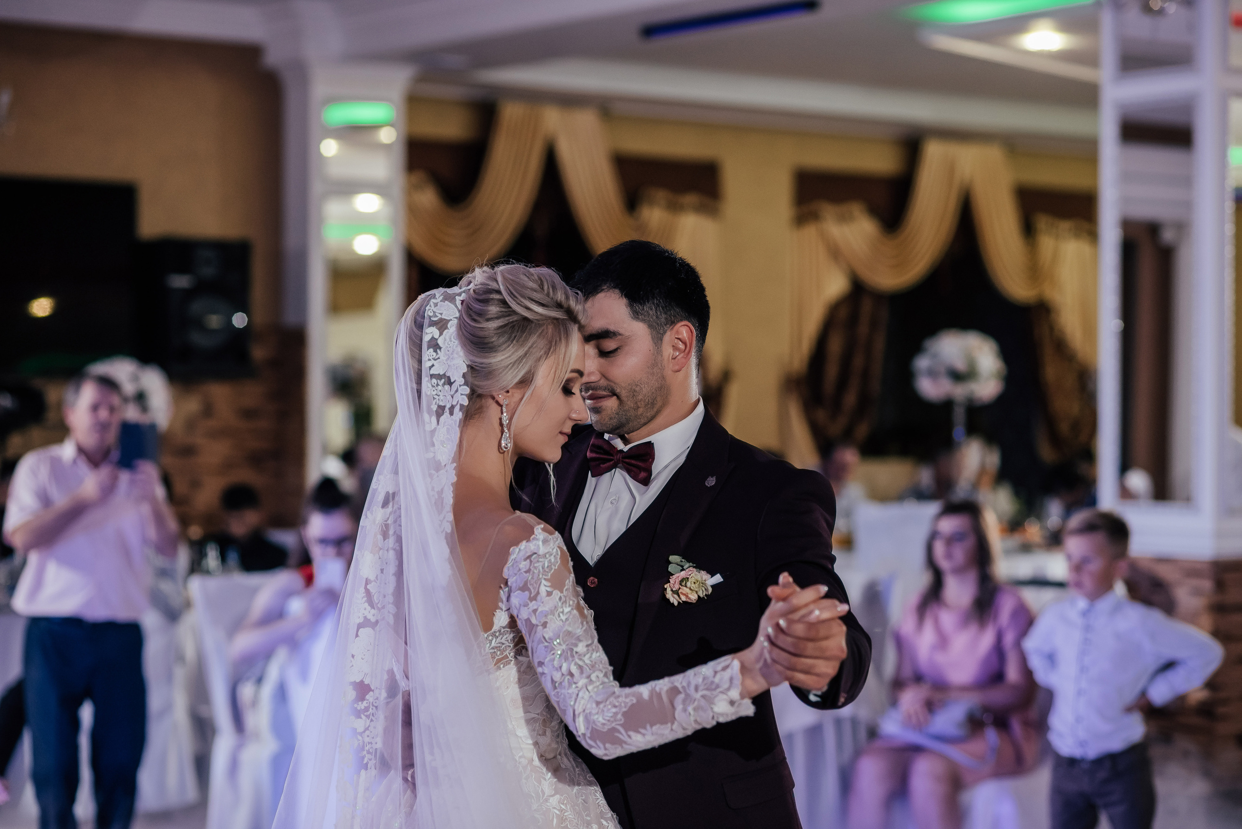 Арсен и Виктория. Свадебный фотограф в Ростове Александра Груздева