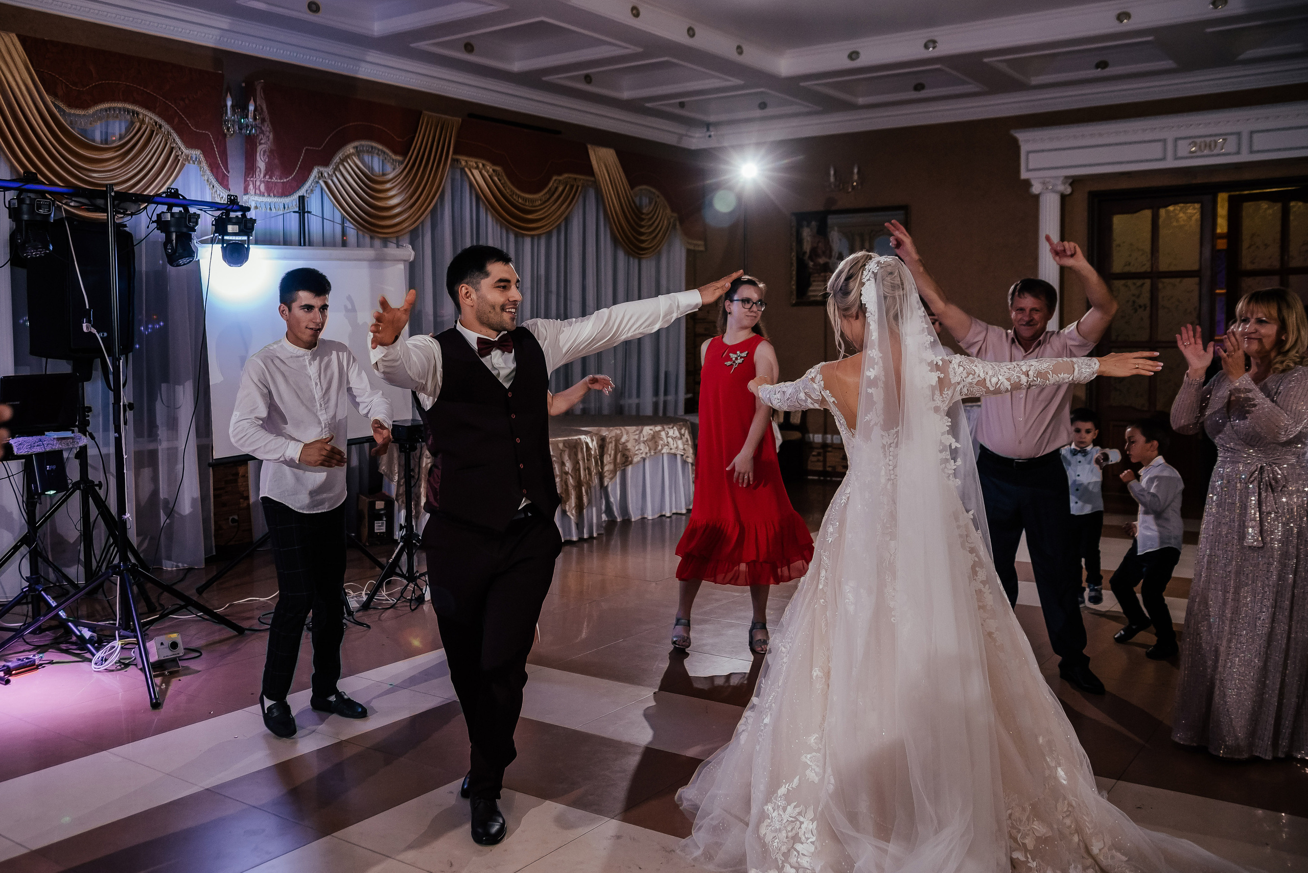 Арсен и Виктория. Свадебный фотограф в Ростове Александра Груздева