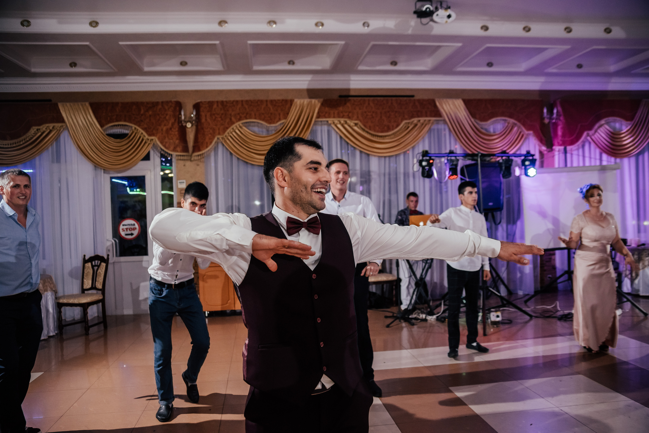 Арсен и Виктория. Свадебный фотограф в Ростове Александра Груздева