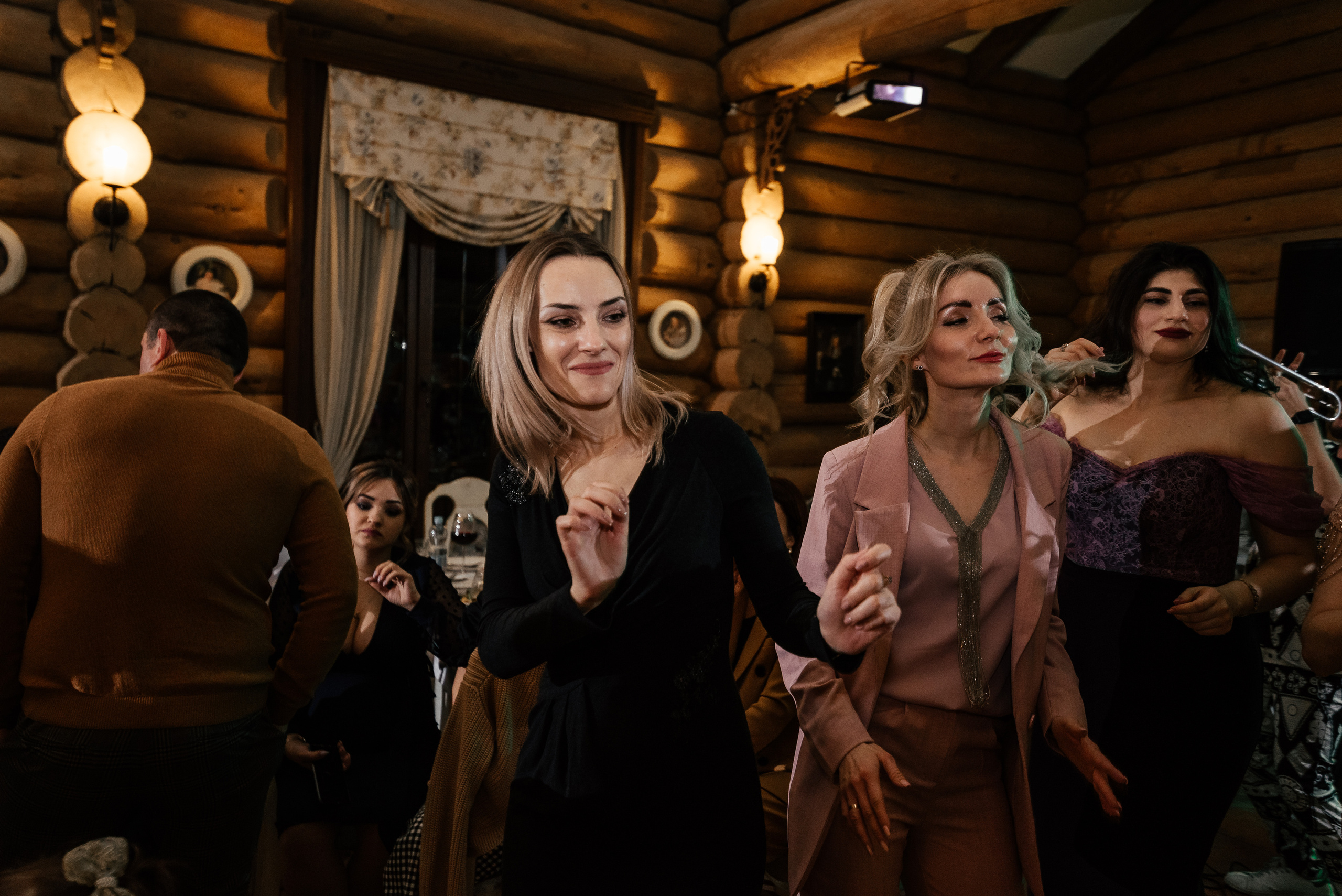 Оксана и Антон. Свадебный фотограф в Ростове Александра Груздева