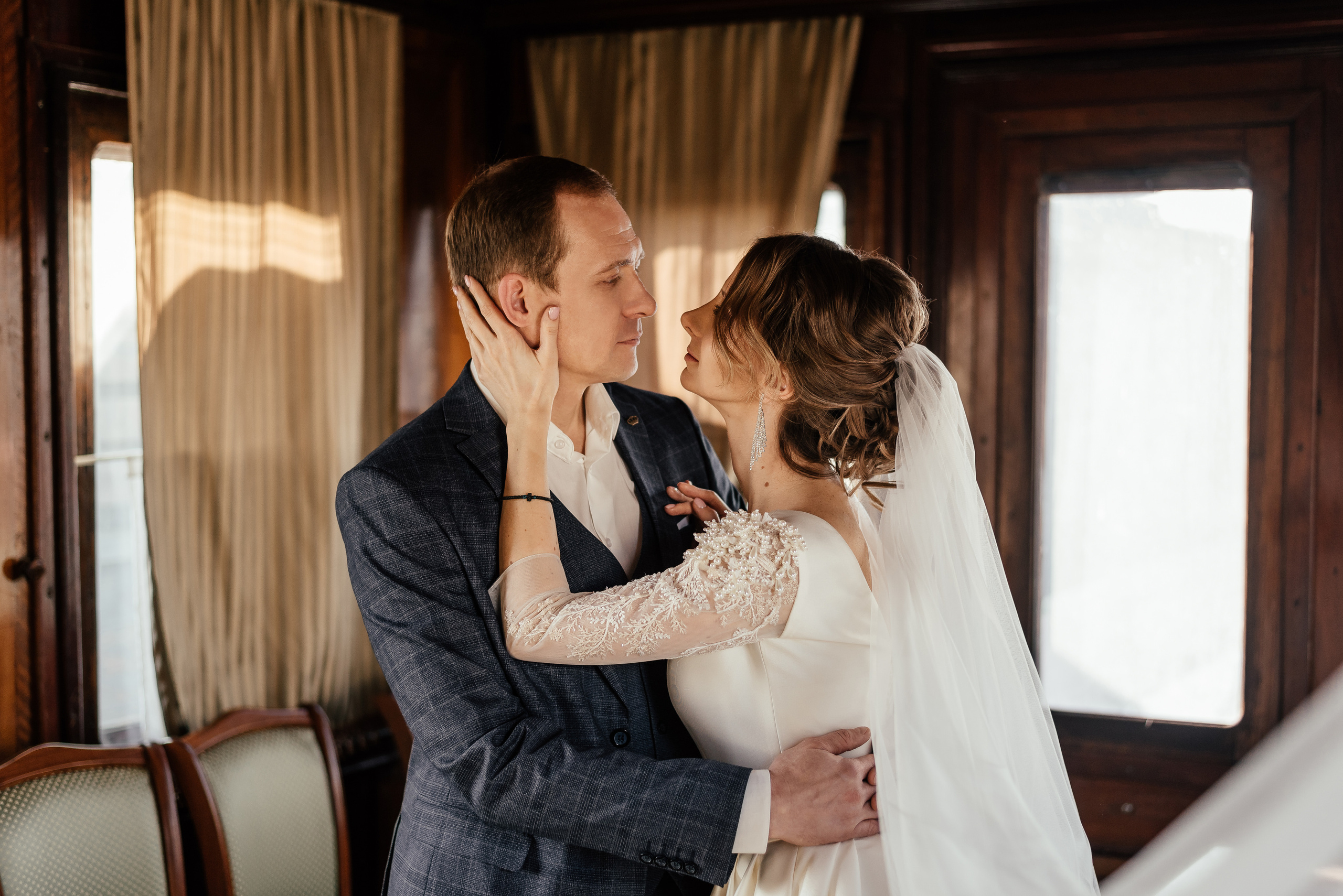 Оксана и Антон. Свадебный фотограф в Ростове Александра Груздева