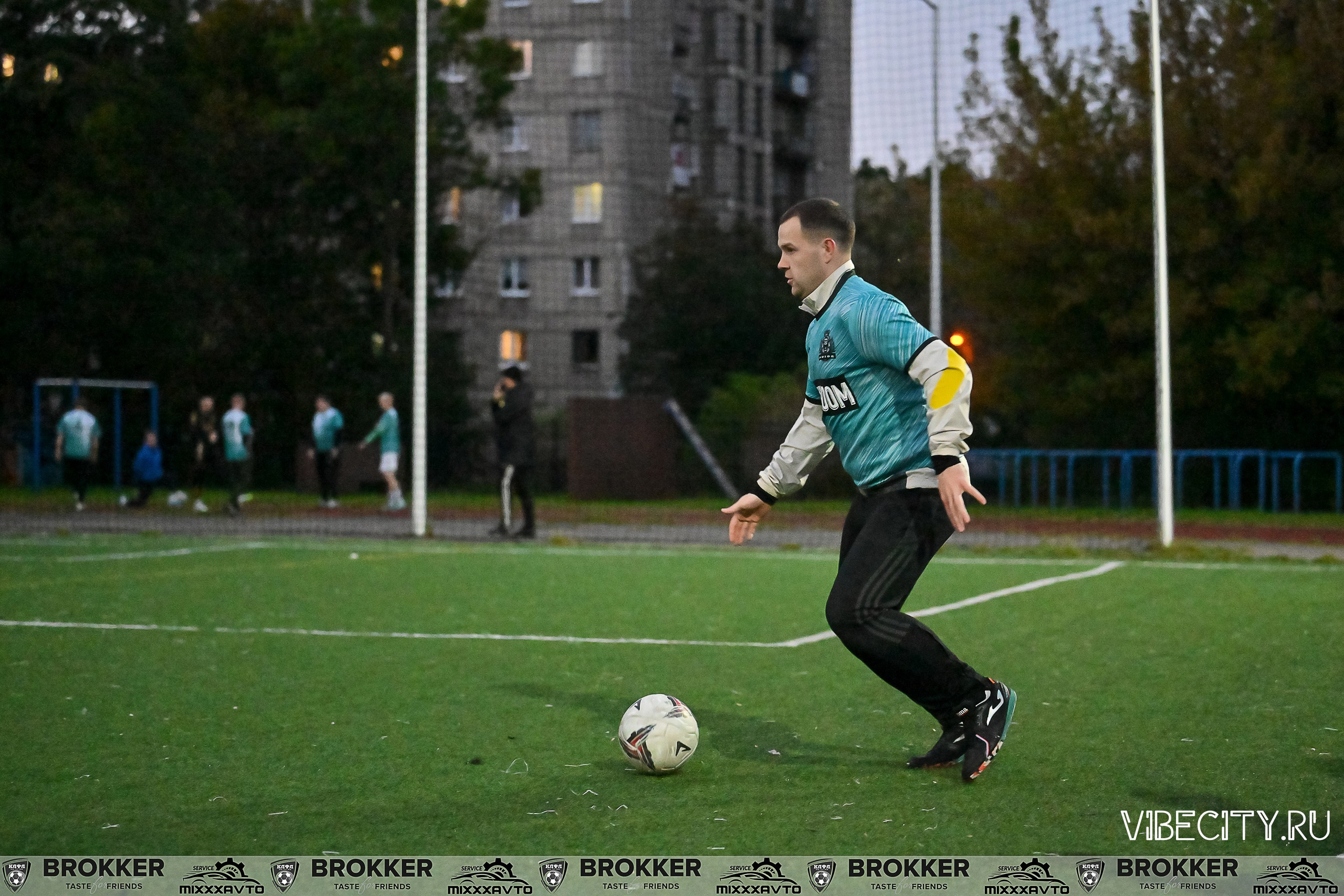 Калининградская Любительская Футбольная Лига. VIBECITY.RU Вайб Сити Ру Фоторепортажи Фотоотчеты Калининград