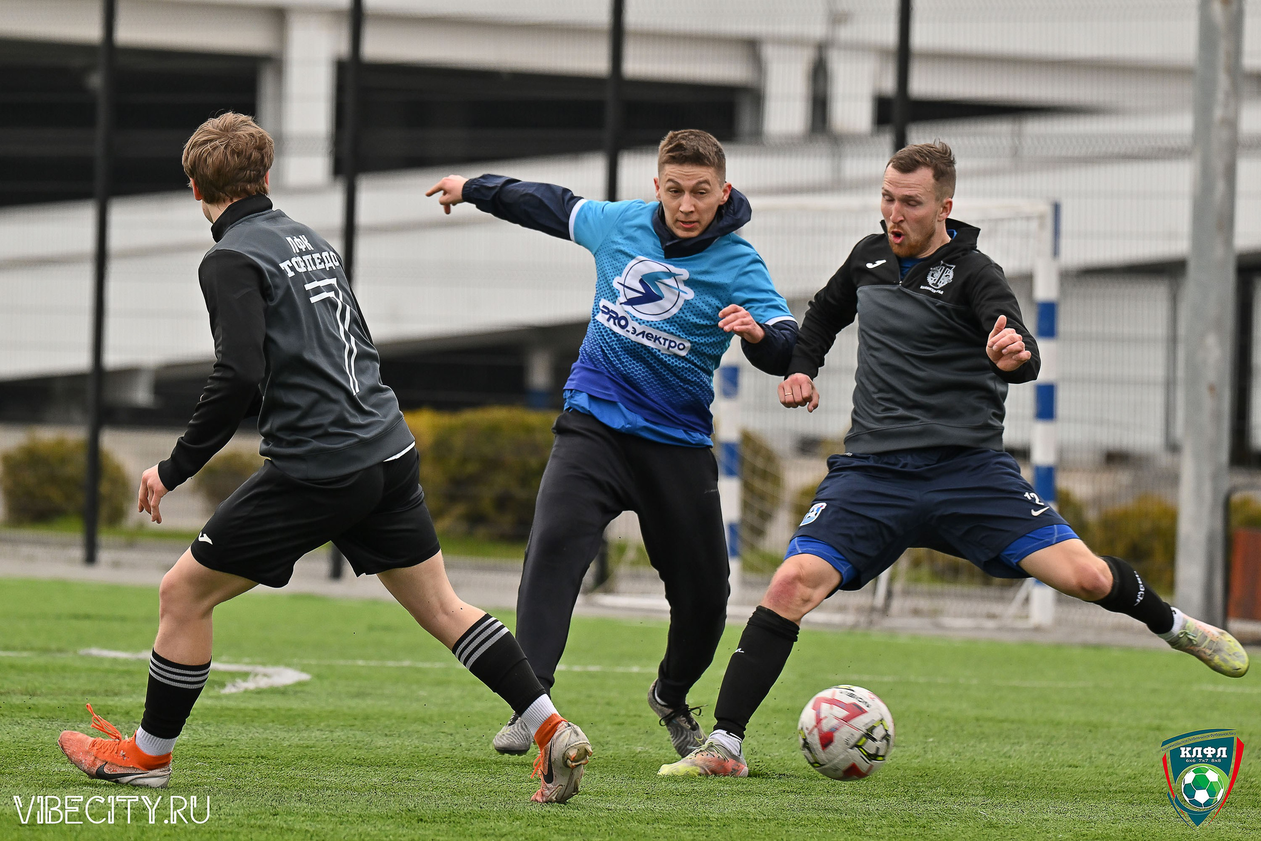 XX ЧЕМПИОНАТ КАЛИНИНГРАДСКОЙ ЛФЛ КАНЦМАРКЕТ39 сезона 2024–2025 гг. VIBECITY.RU Вайб Сити Ру Фоторепортажи Фотоотчеты Калининград