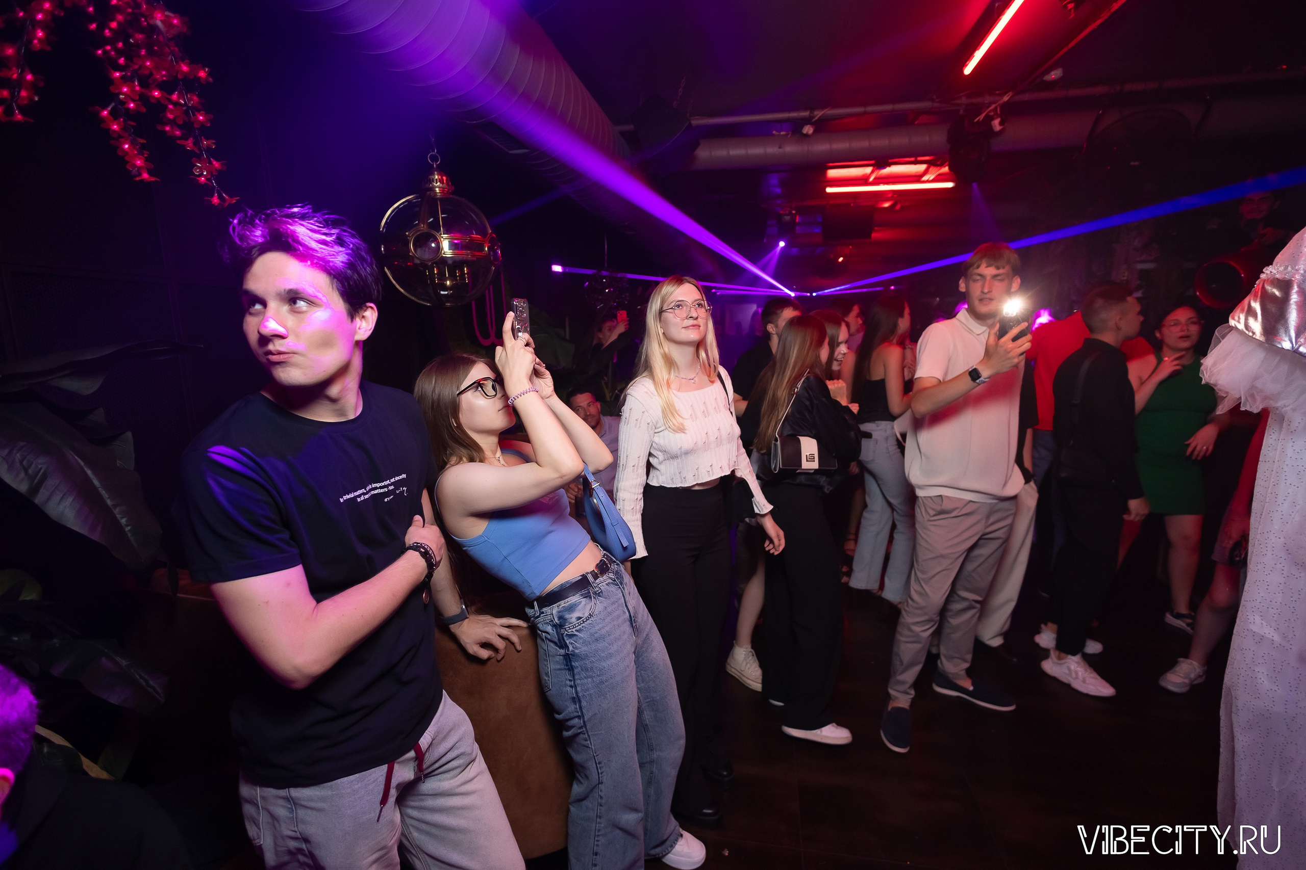 DOUBLE U. VIBECITY.RU Вайб Сити Ру Фоторепортажи Фотоотчеты Калининград