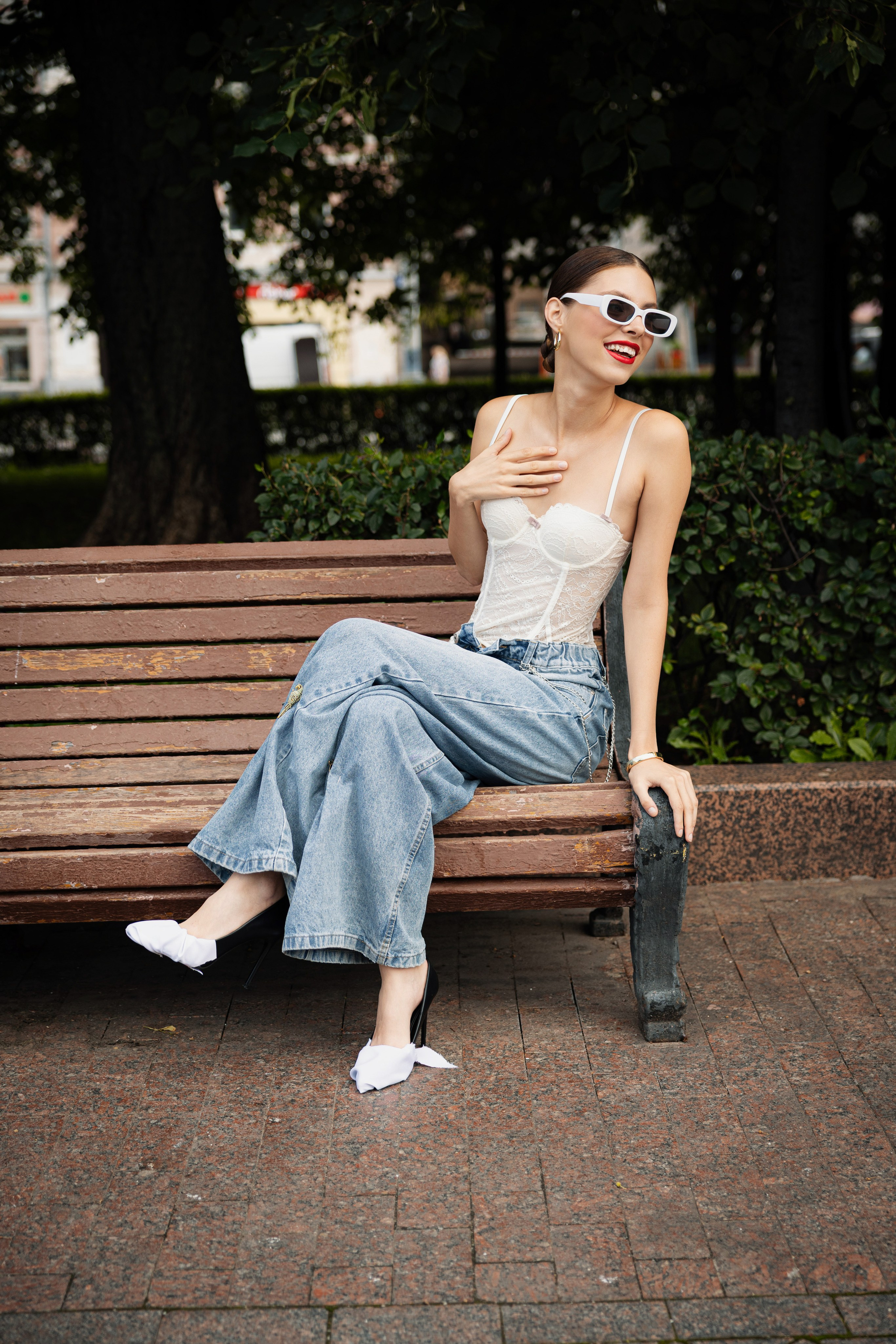 Стилизация съёмок на улице. Фешн и персональный стилист в Париже и Москве