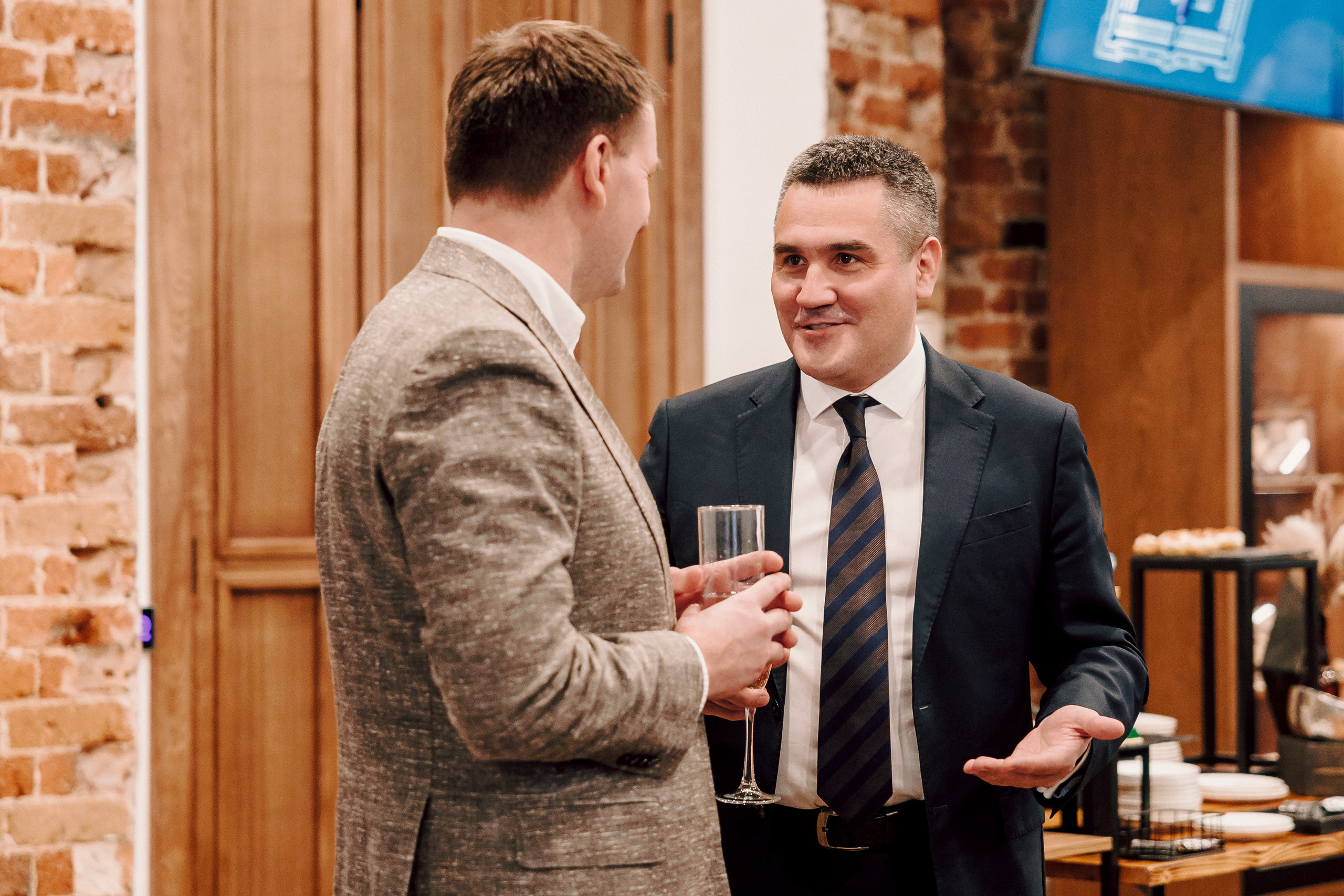 XXVI Церемония вручения премии имени В. Н. Татищева и Г. В. Де Геннина. Лёшка Варзегов — фотограф