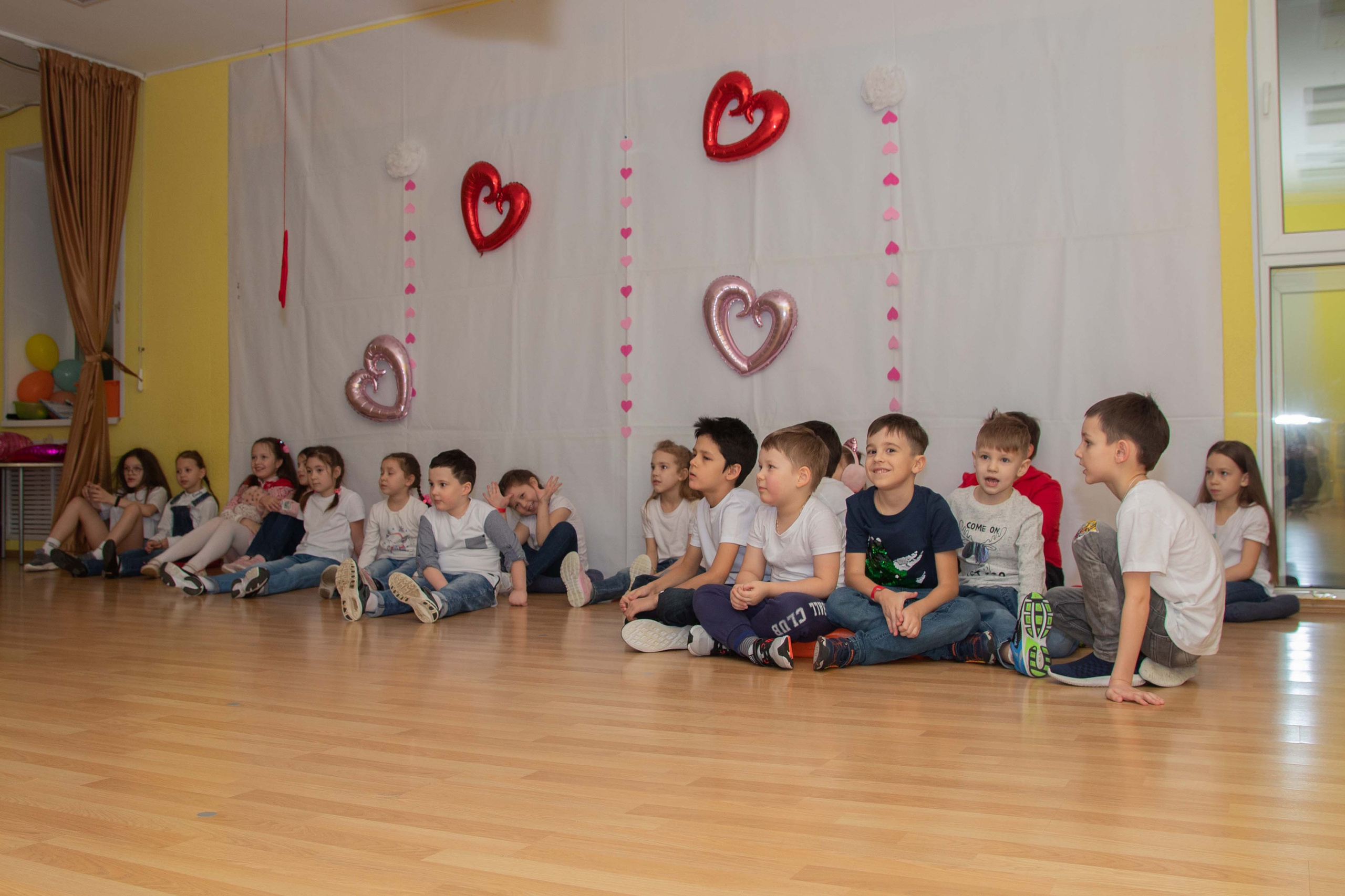 Orange kids. Репортажный Фотограф