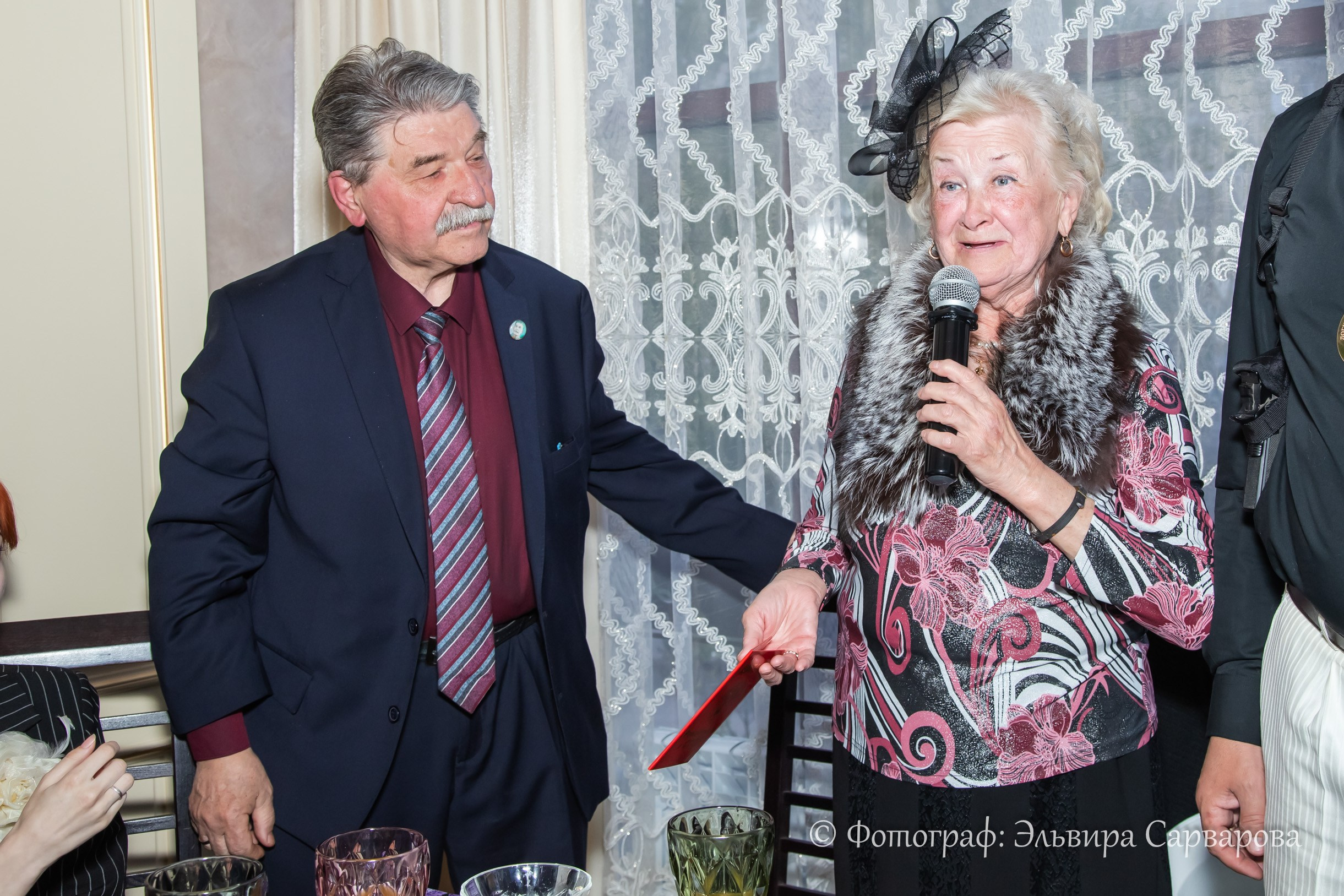 Гангстерская вечеринка в стиле 1920-х. Репортажный Фотограф