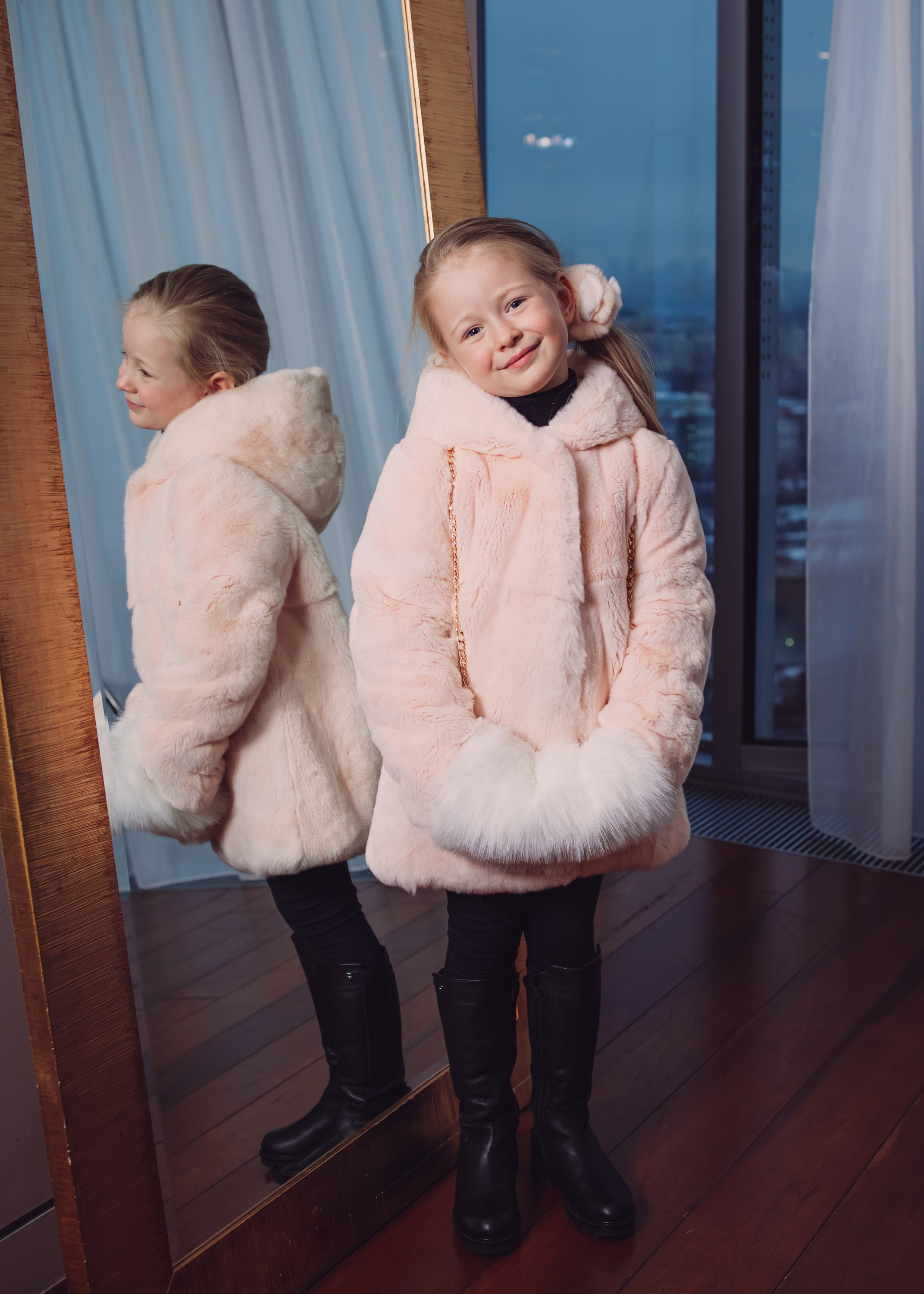 Новогодняя съемка в студии Алеси Марии. Агенство фотографов под любой запрос. Москва