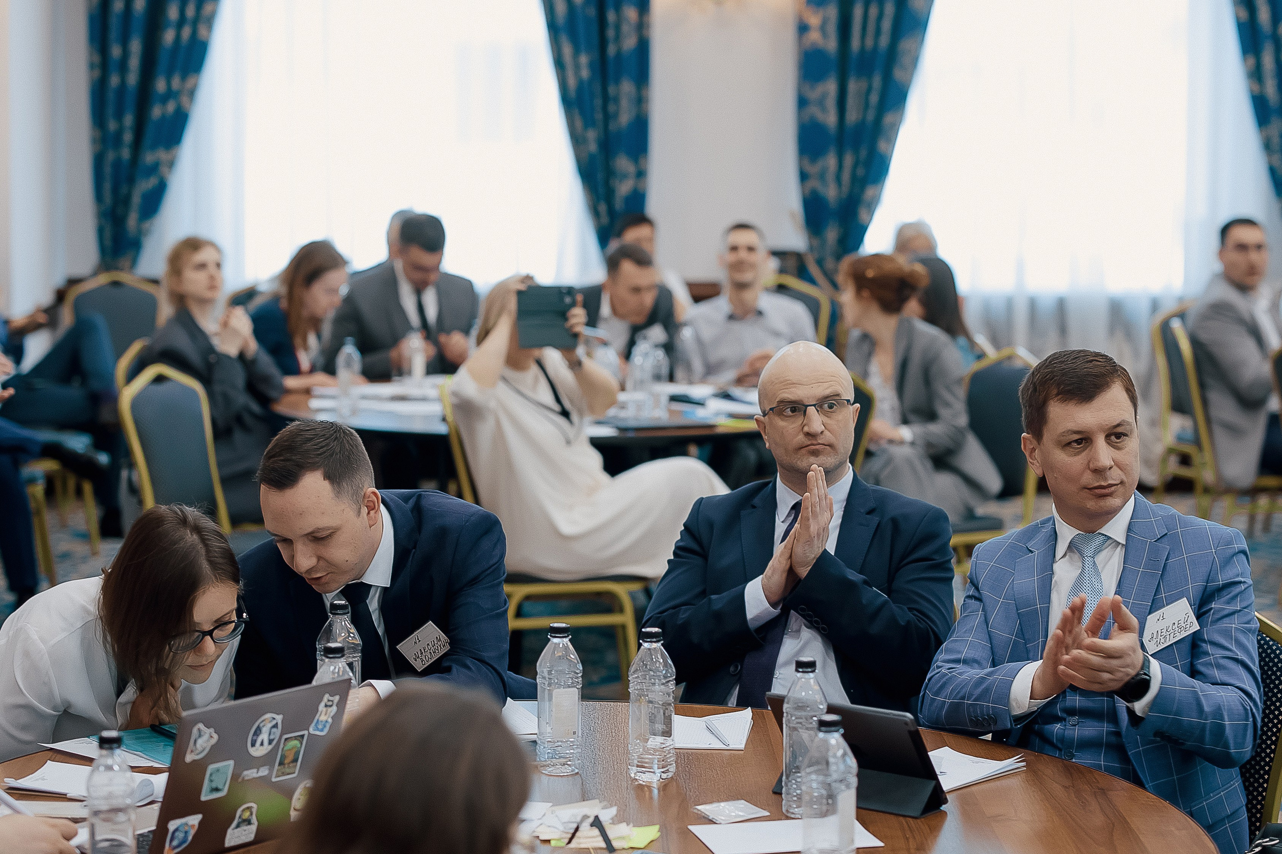 Конференция. Свадебный фотограф