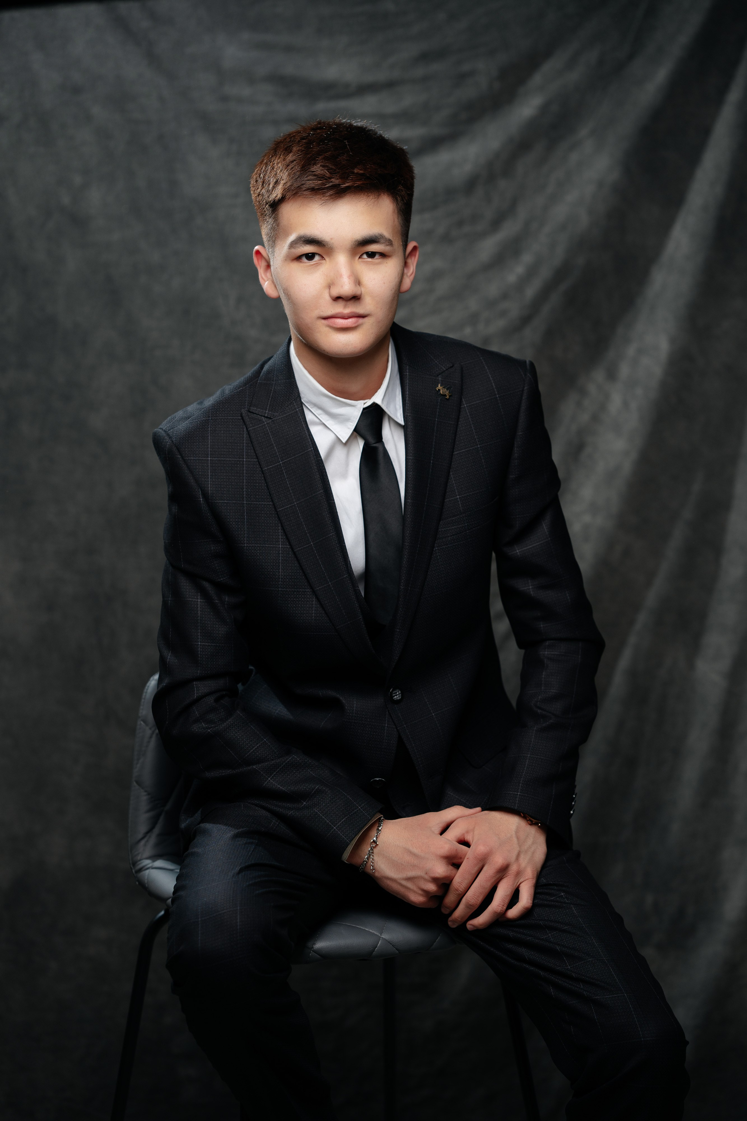 Портреты. Выпускные альбомы в Нур-Султане (Астана) и по всему Казахстану