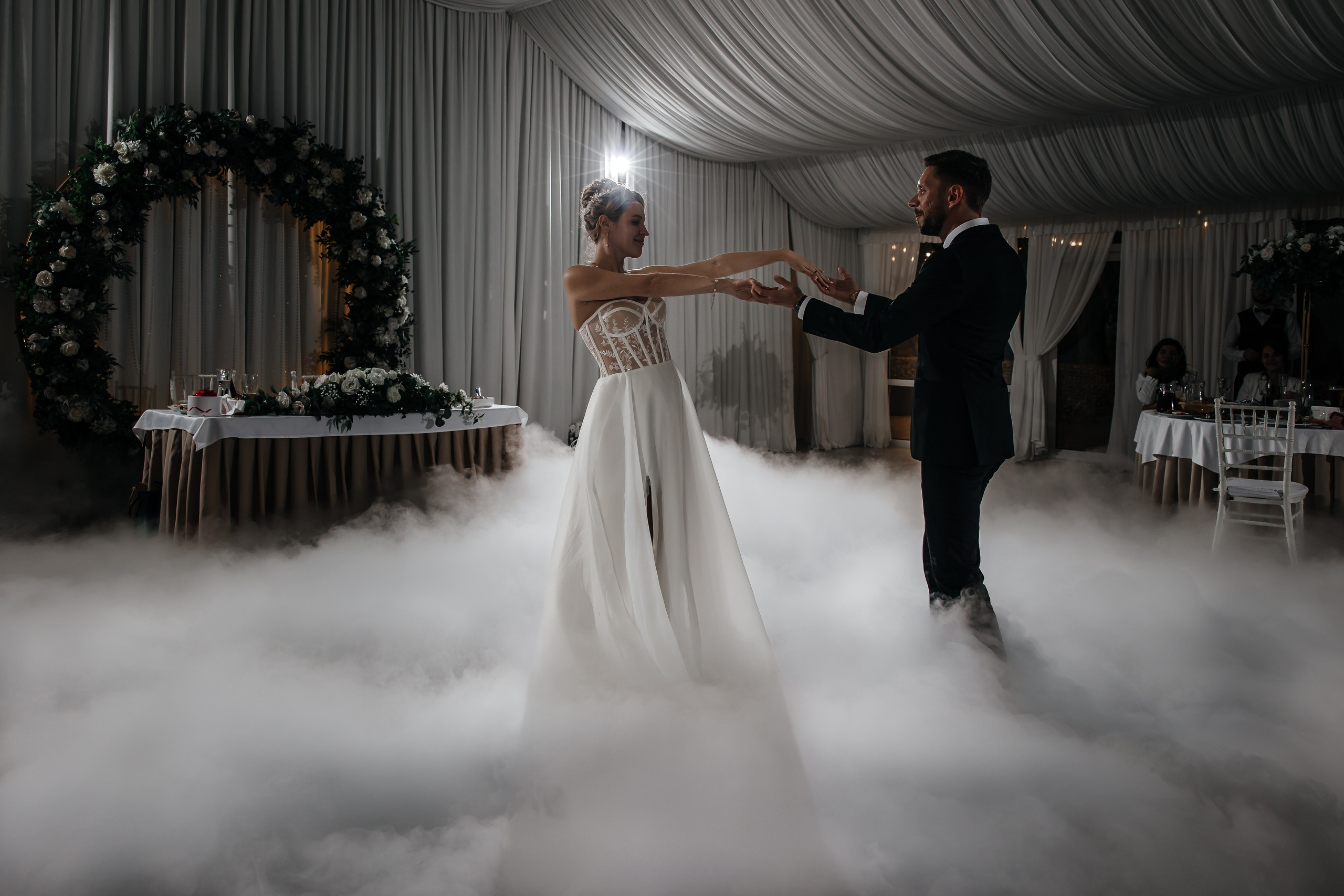 Анонс свадьбы для Ильи и Виктории. Теплый Крымский март. Свадебный фотограф в Крыму и Севастополе Ольга Баскакова