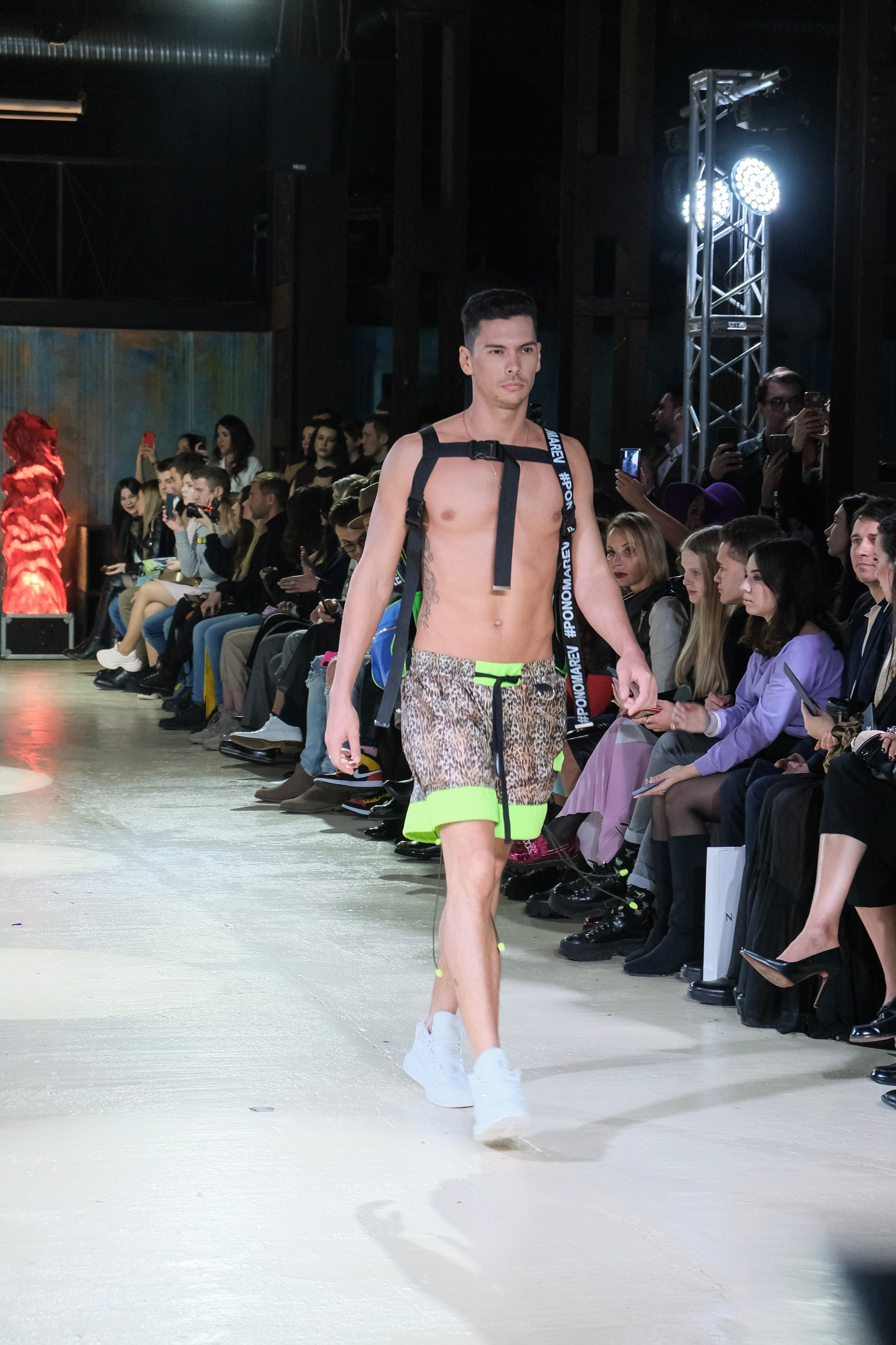 Ponomarev_pokaz. Антон Гошовский - свадебный и семейный фотограф в Москве и Крыму