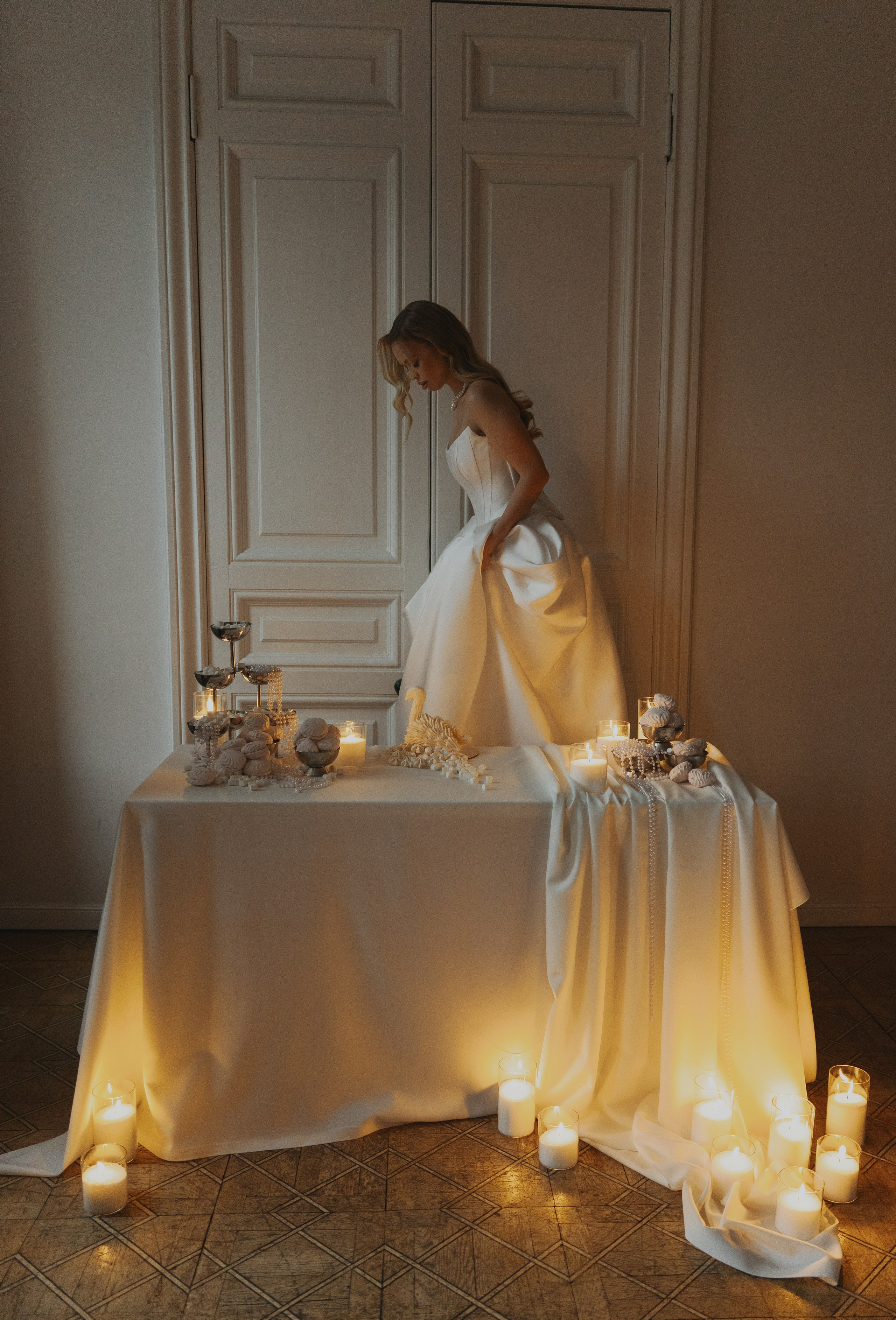 Свадебная фотосессия в Санкт-Петербурге. Свадебный фотограф Санкт-Петербург. Федосова Елизавета. Свадебная фотосессия в студии.