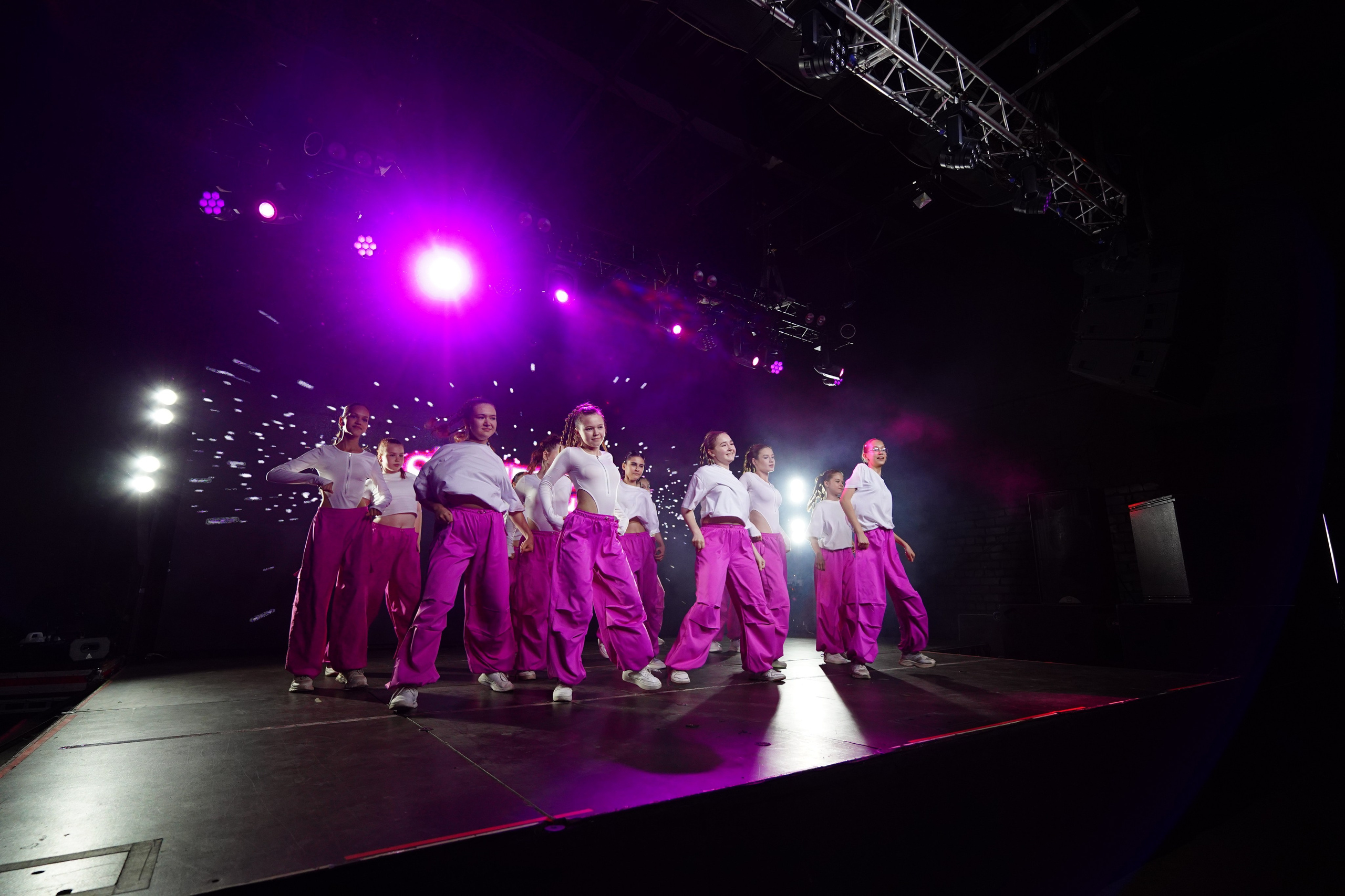 Отчетный концерт «Azali Dance». Pupov.png