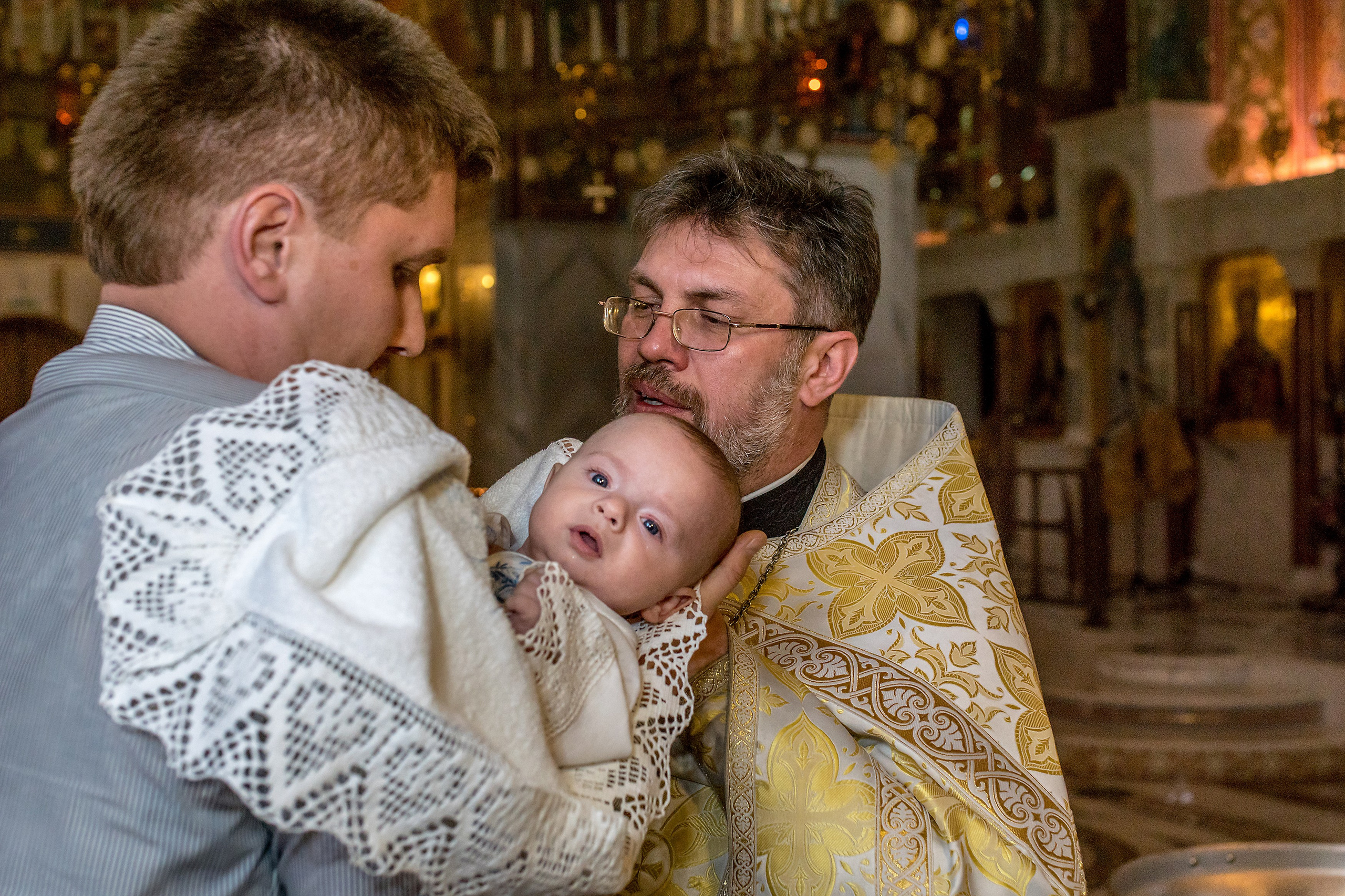 Крещение в храме Покрова Пресвятой Богородицы в Ясенево, Москва