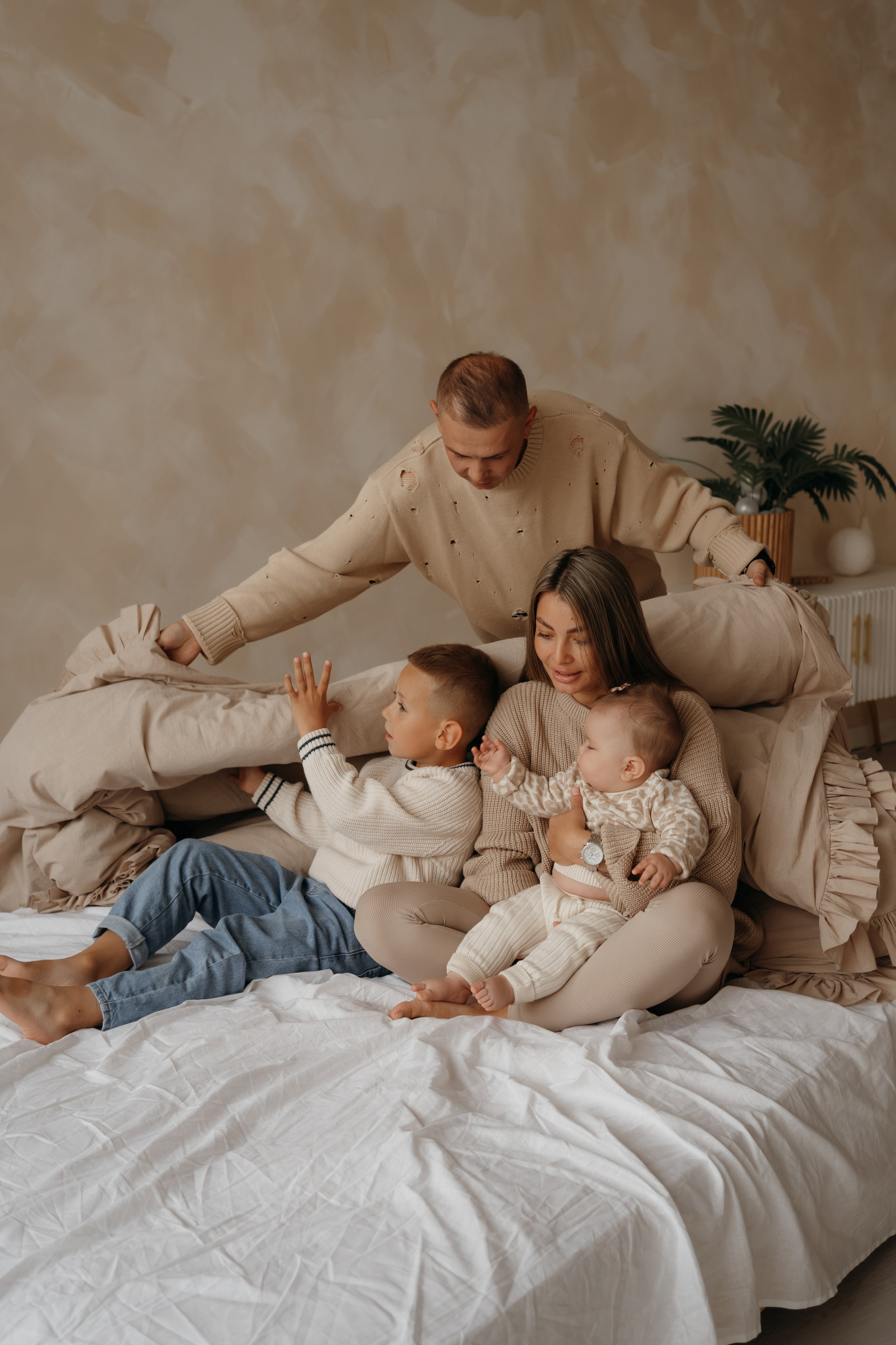 Семейная и детская фотосъемка в студии в Архангельске. Портретный и свадебный фотограф в Архангельске Елизавета Стрекаловская