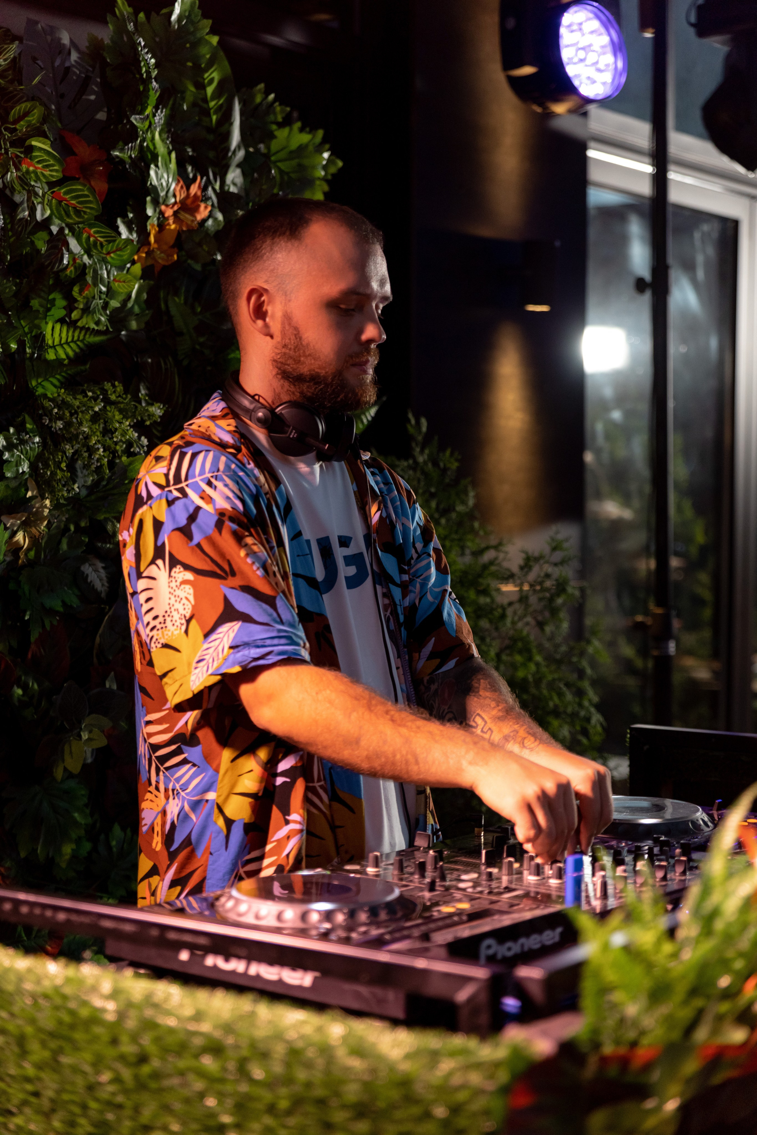 Fiji. Вечеринка Lyalin Vibes