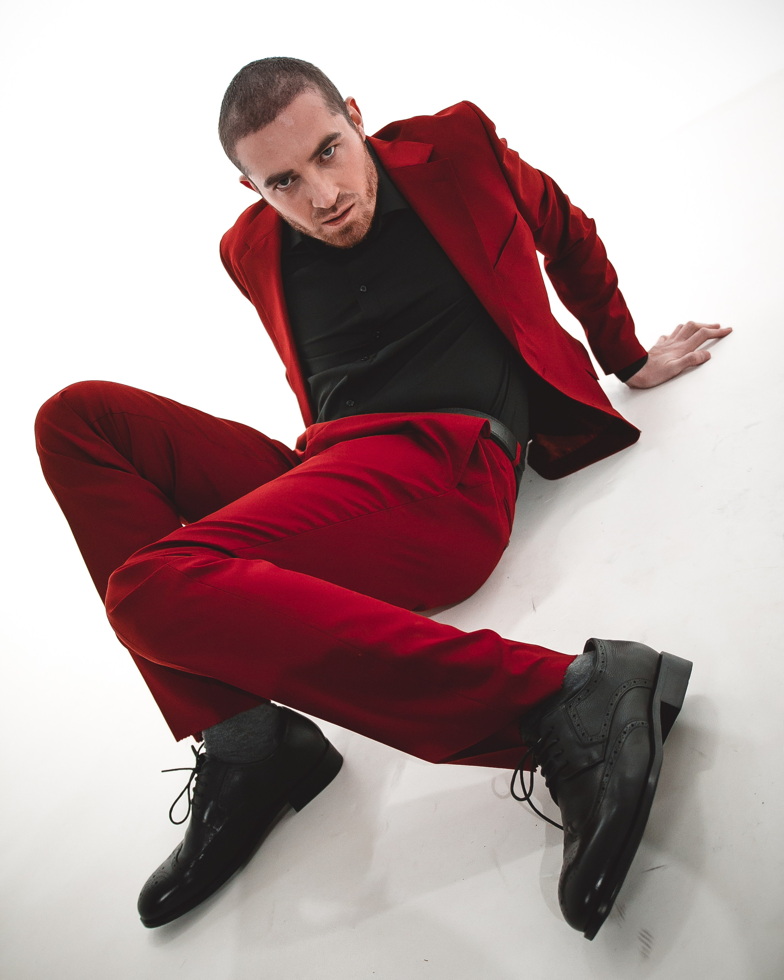 MF PROD. — NICHOLAS VYAZEMSKY. MOVIE FAMILY PRODUCTION