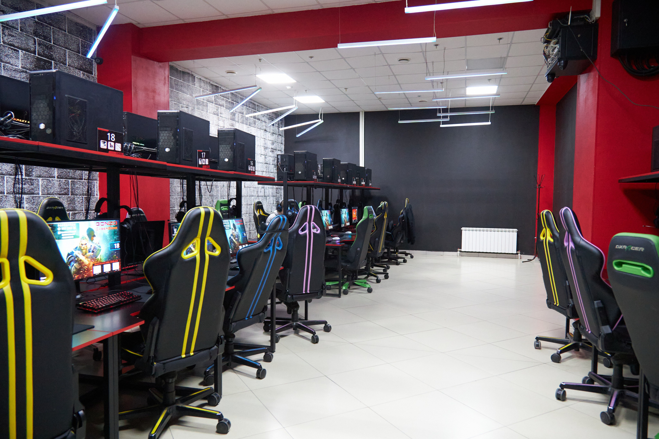 Киберклуб «Gonzo». Фотограф Сергей Феденко