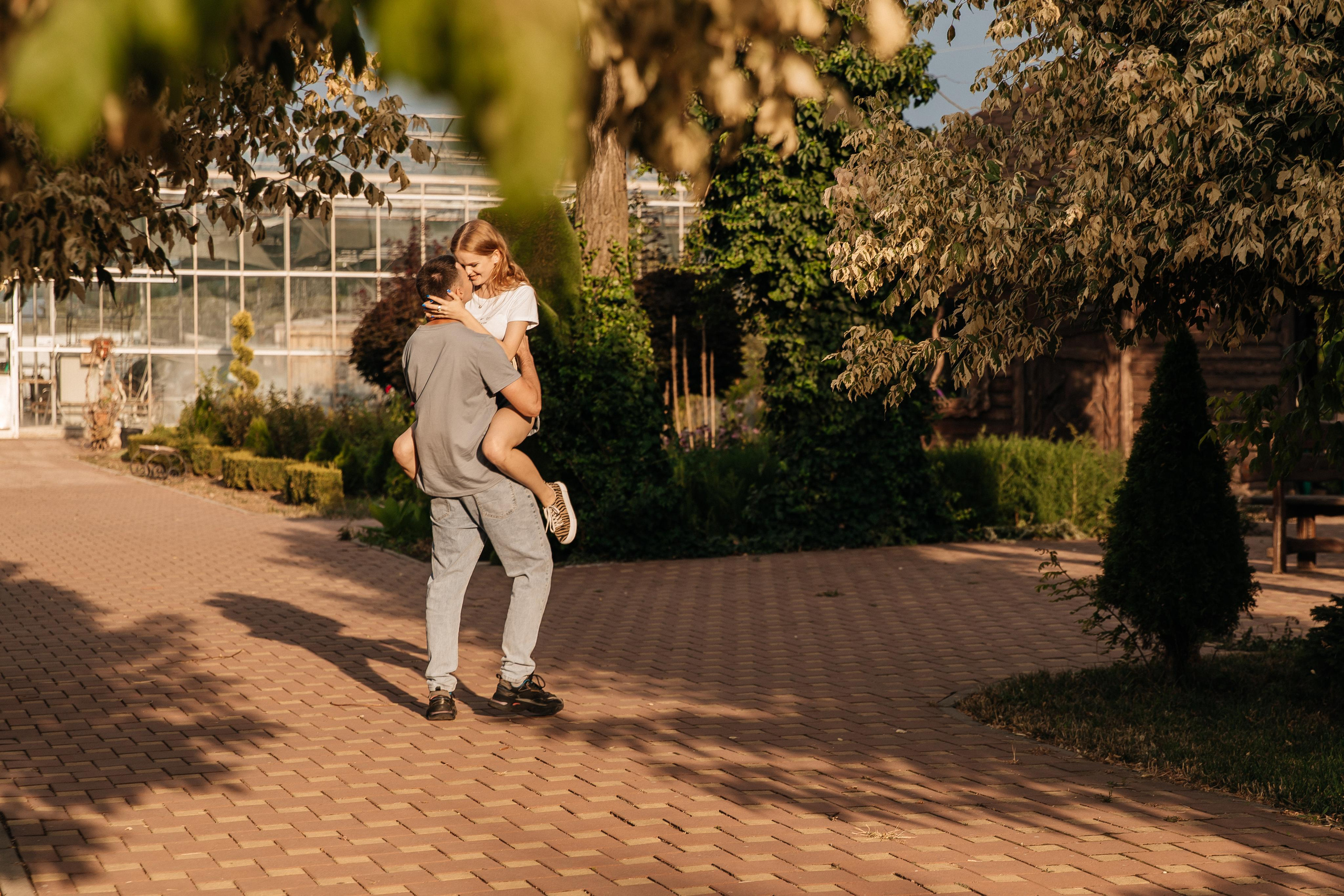 Руслан и Алена. Главная