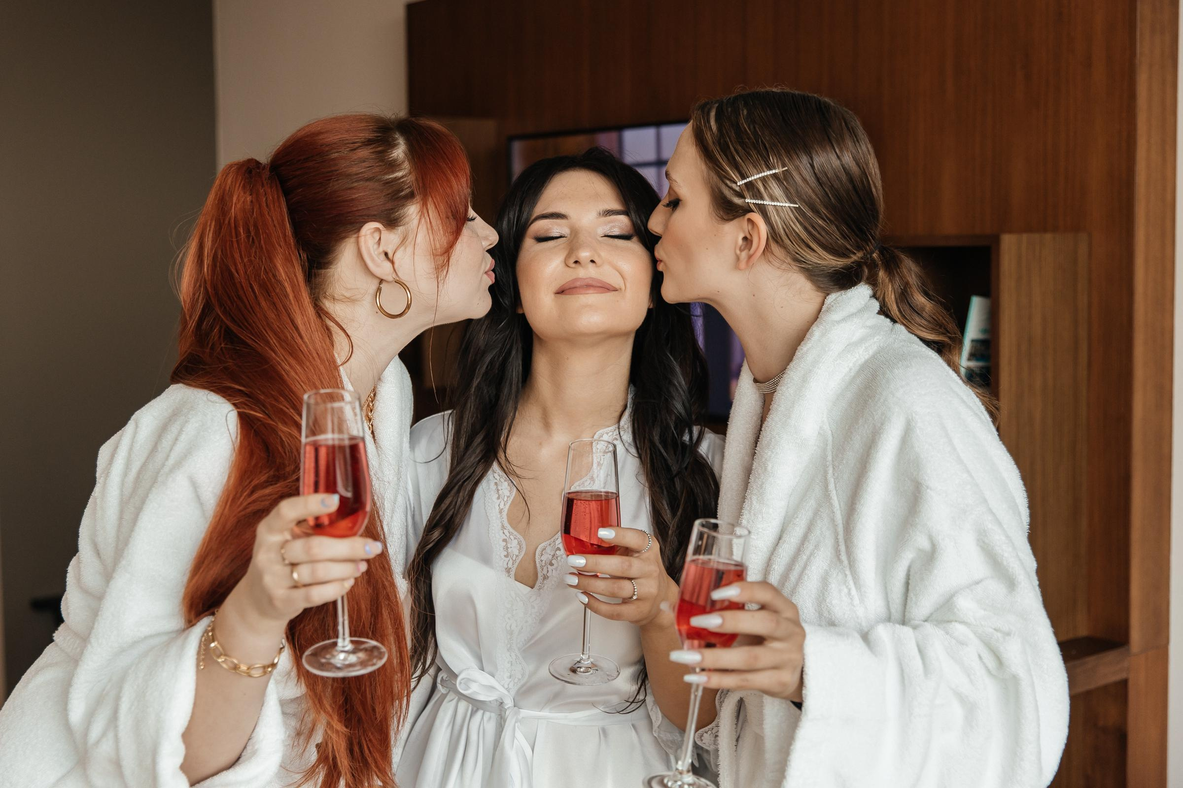 Женя и Саша. Главная