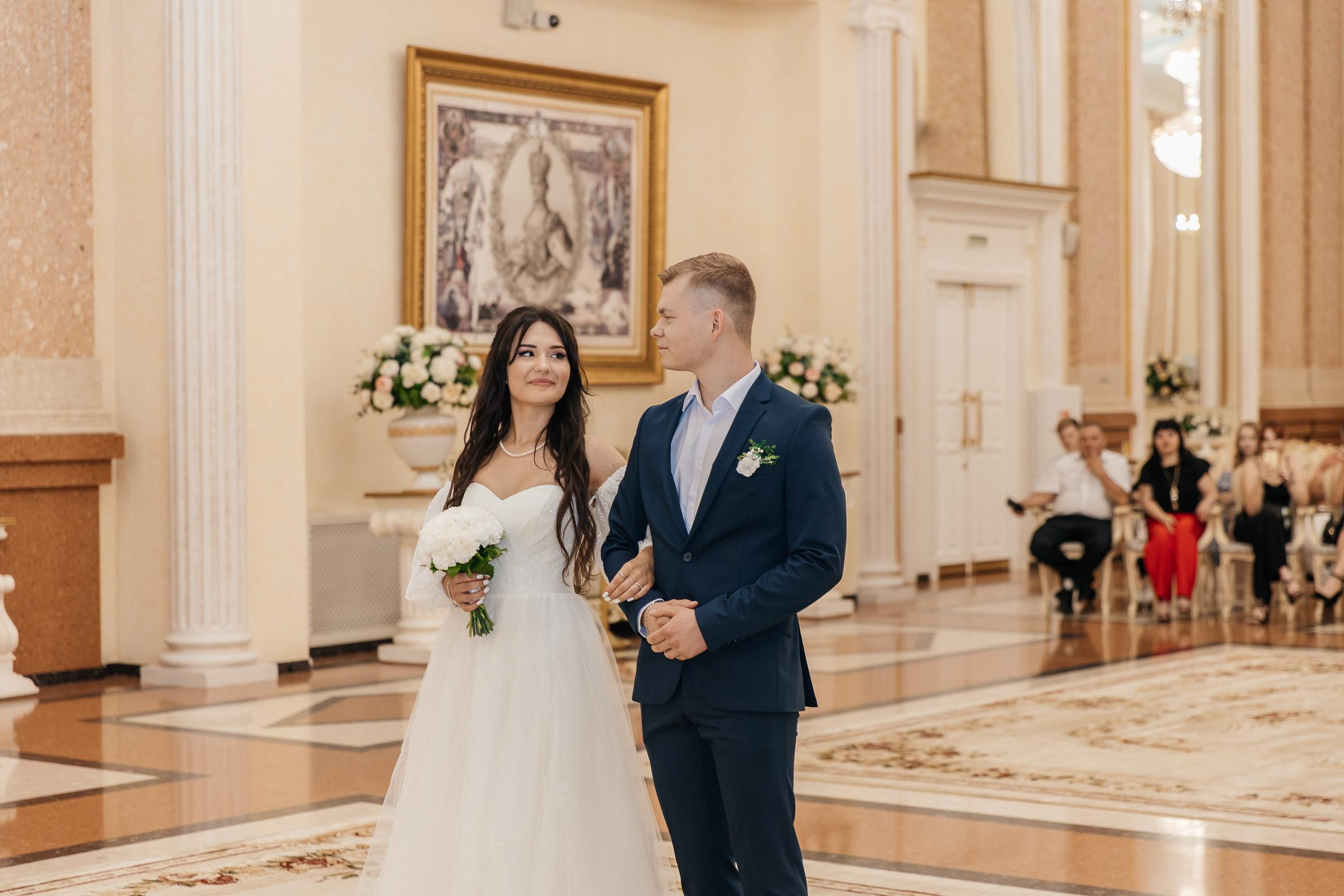 Женя и Саша. Главная